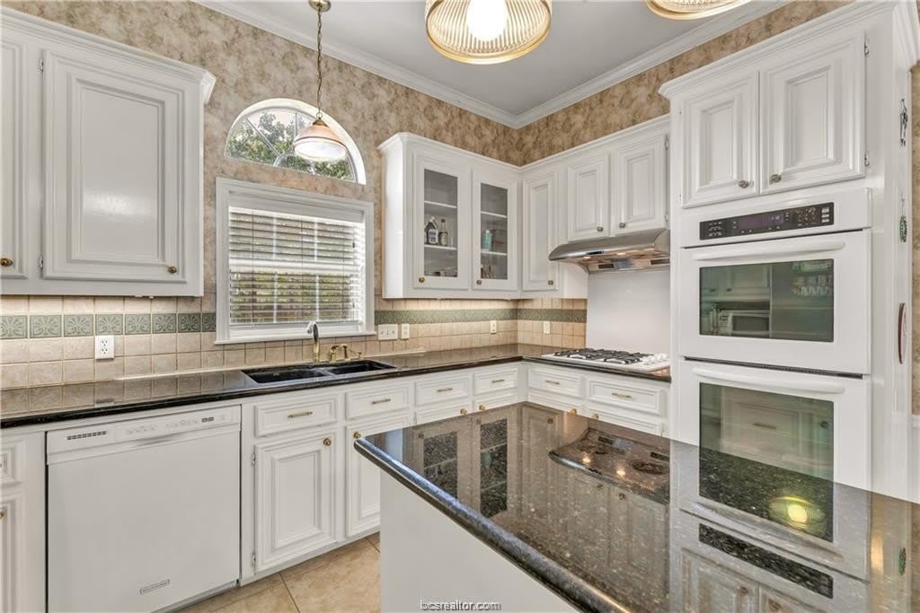 4601 Valley Brook Circle – photo 3