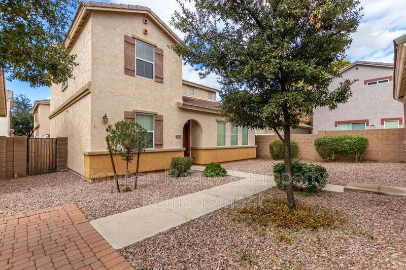 4262 E. Carla Vista Drive – photo 5