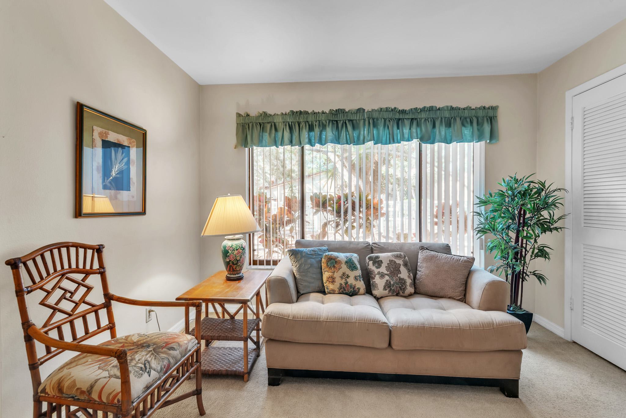 700 Starkey Road – photo 5
