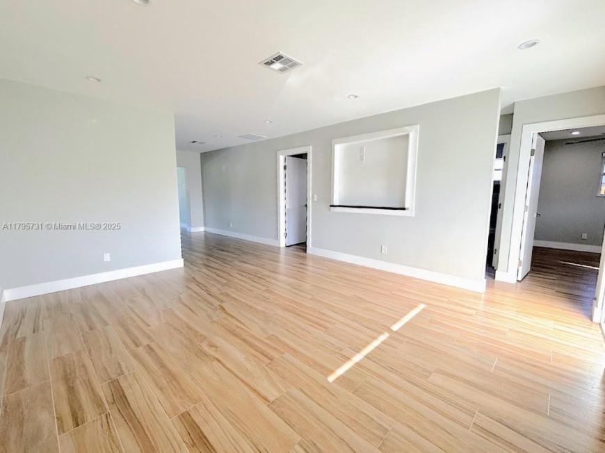 401 S Highland Dr # 0 – photo 3
