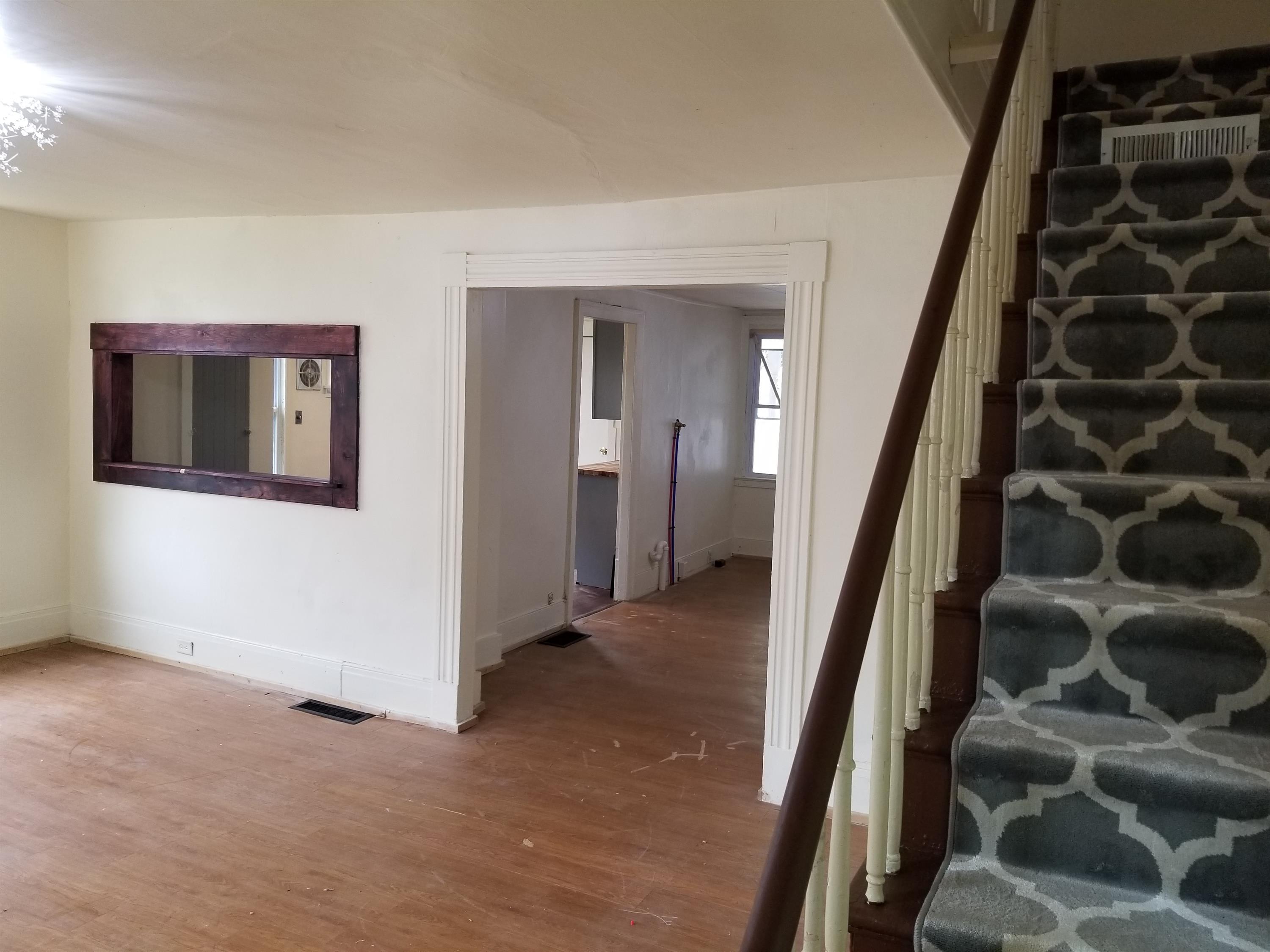 218 East Jackson Street – photo 3
