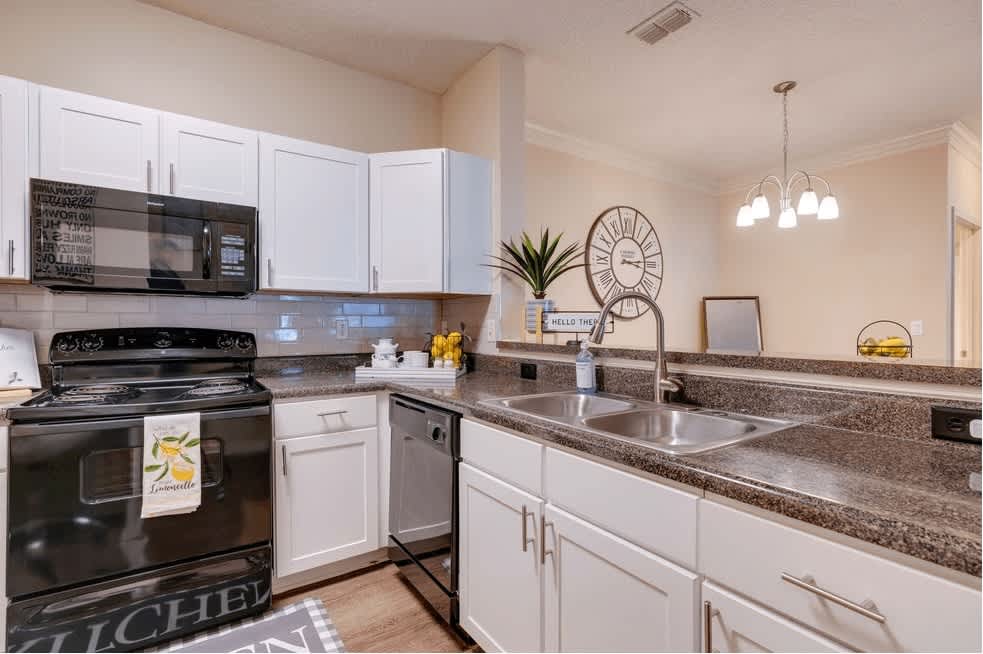 Magnolia Village – photo 2