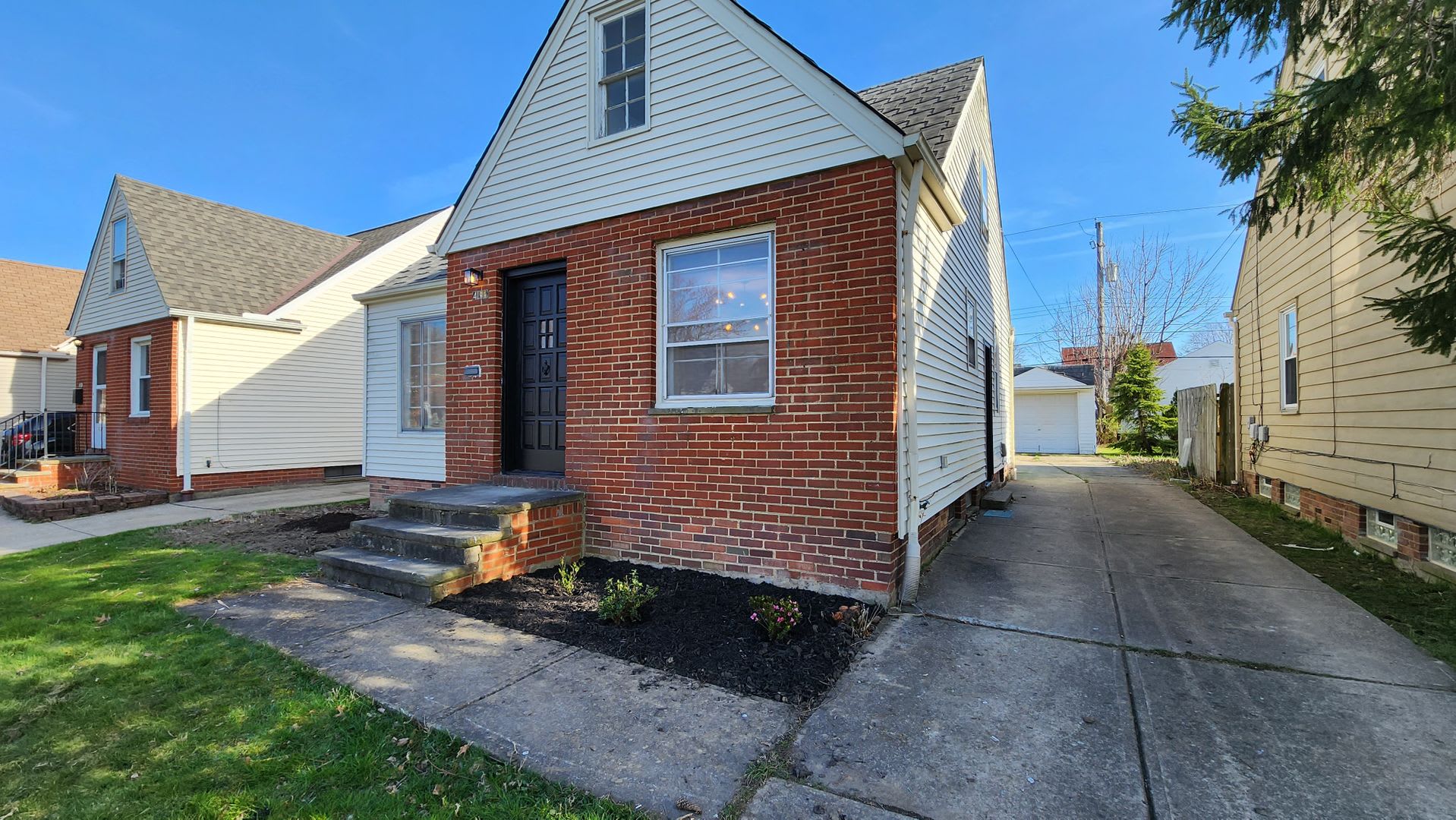 3 Bedroom 2 Bathroom House – photo 2