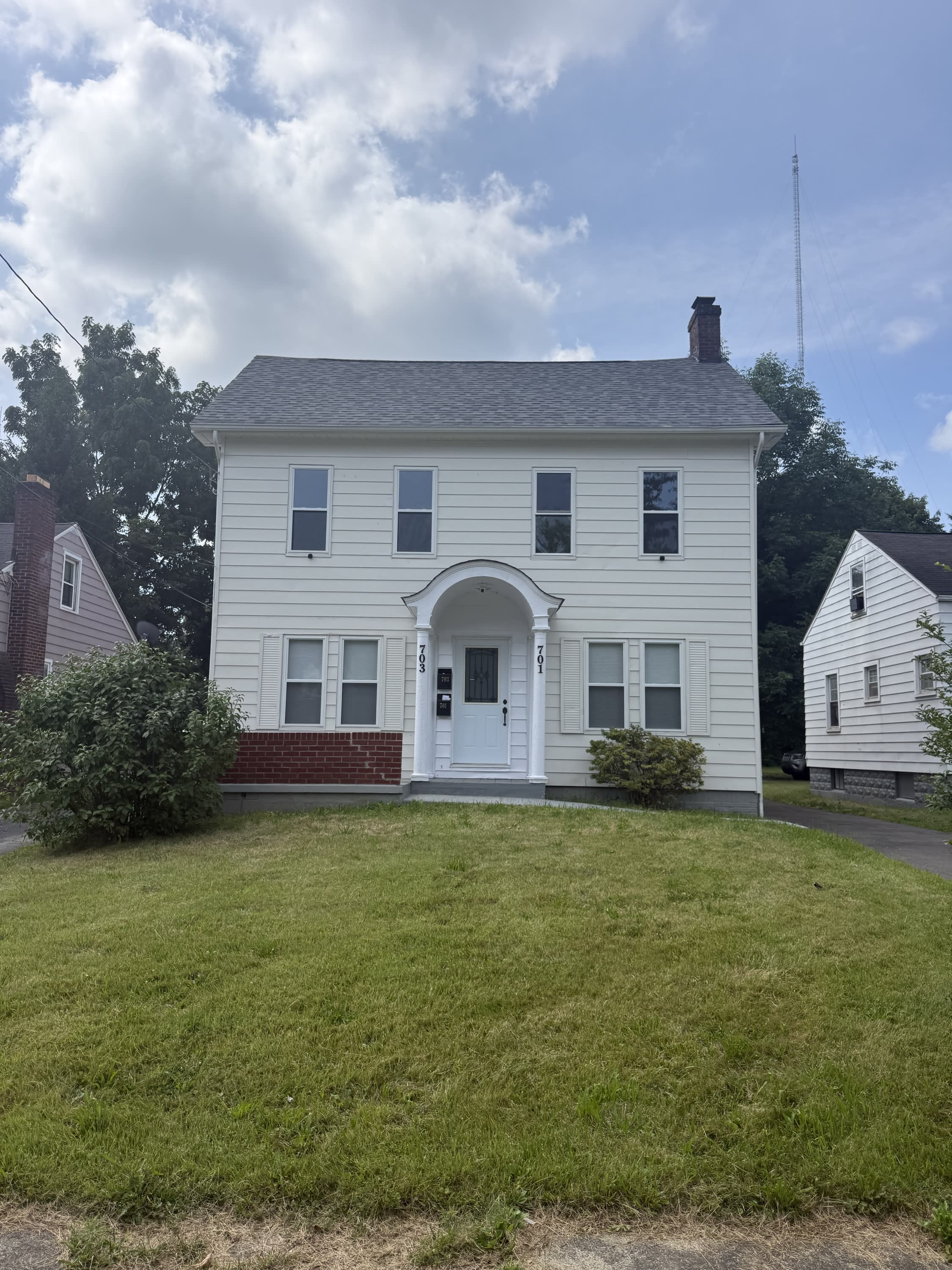 701 East Judson Avenue – photo 1