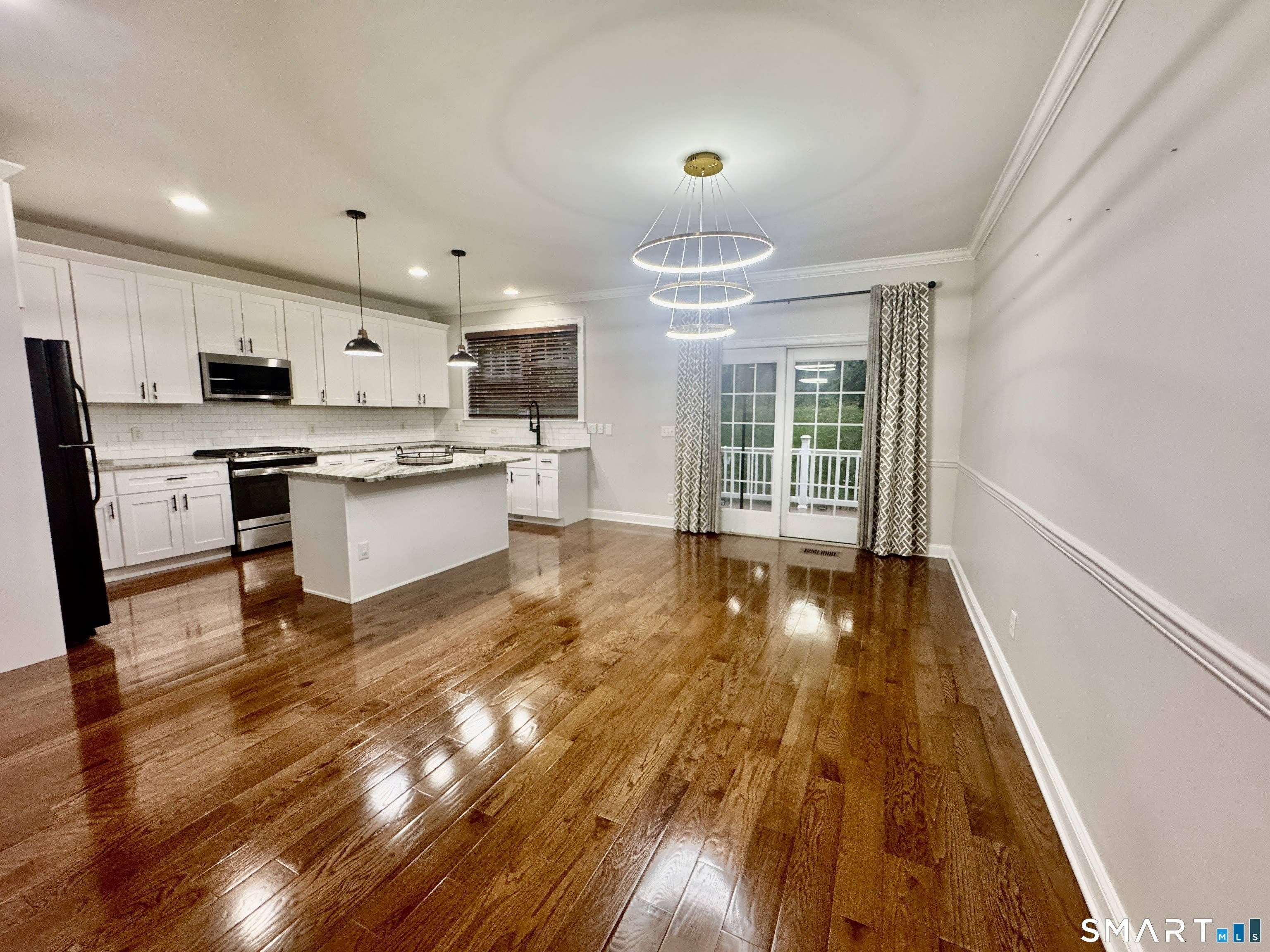 50 Lawrence Avenue – photo 5