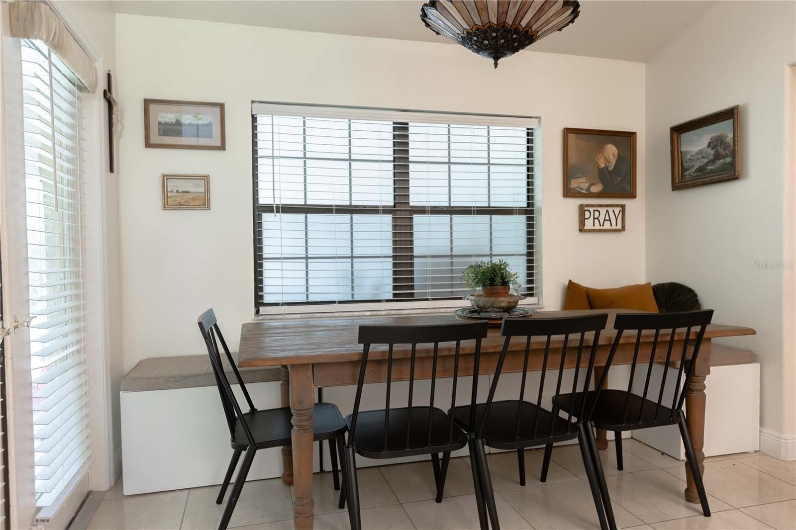 1915 SW 40TH Place – photo 5