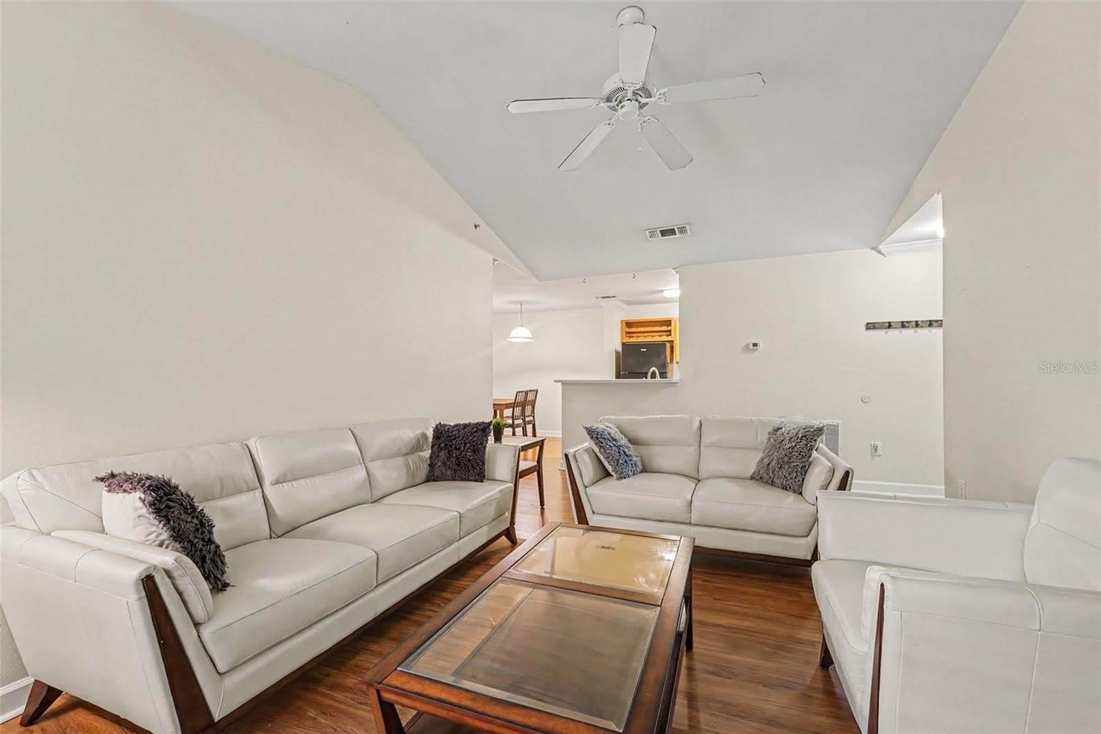 18193 STERLING GATE Circle – photo 3