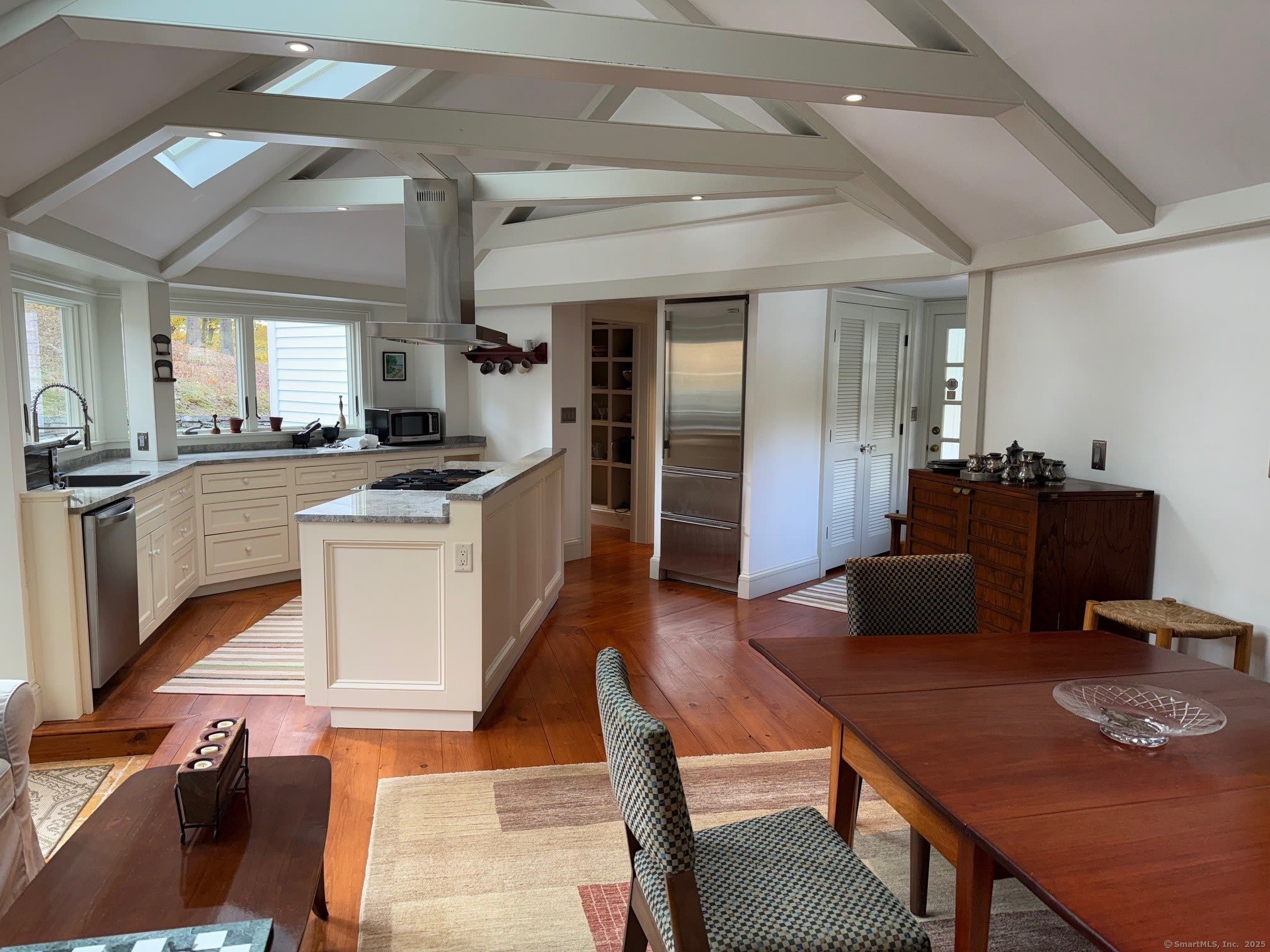 150 Ferry Road – photo 4