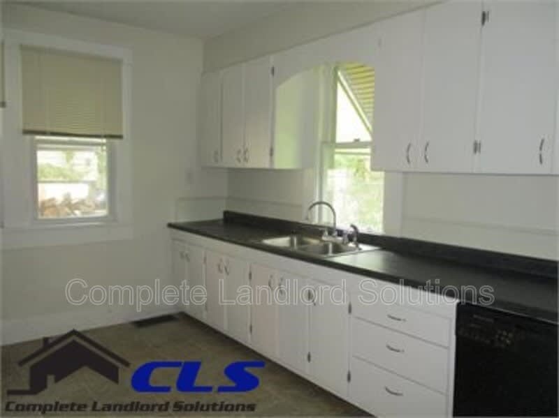 1557 South 17th Street – photo 5