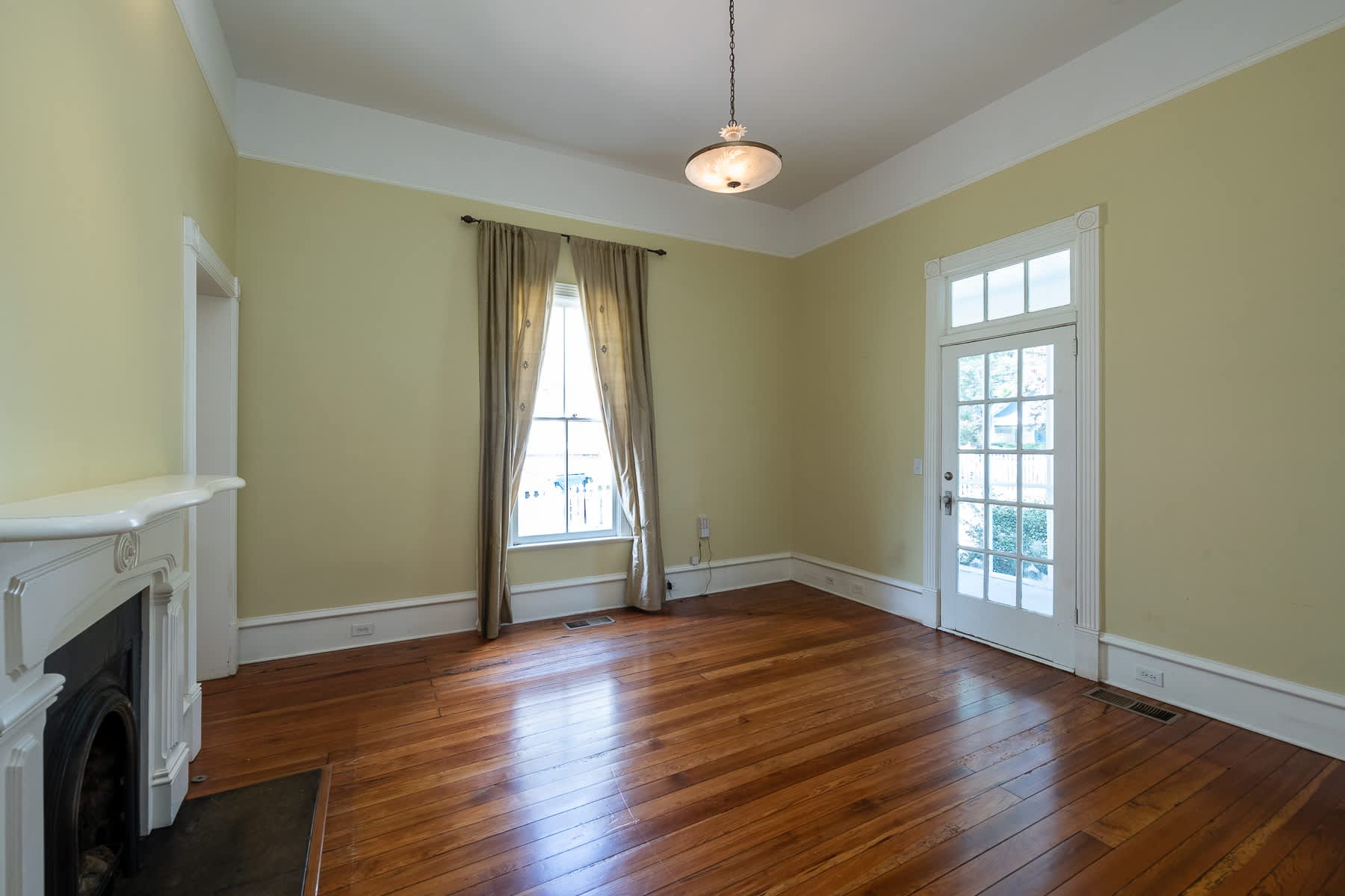 765 Woodland Ave SE – photo 5