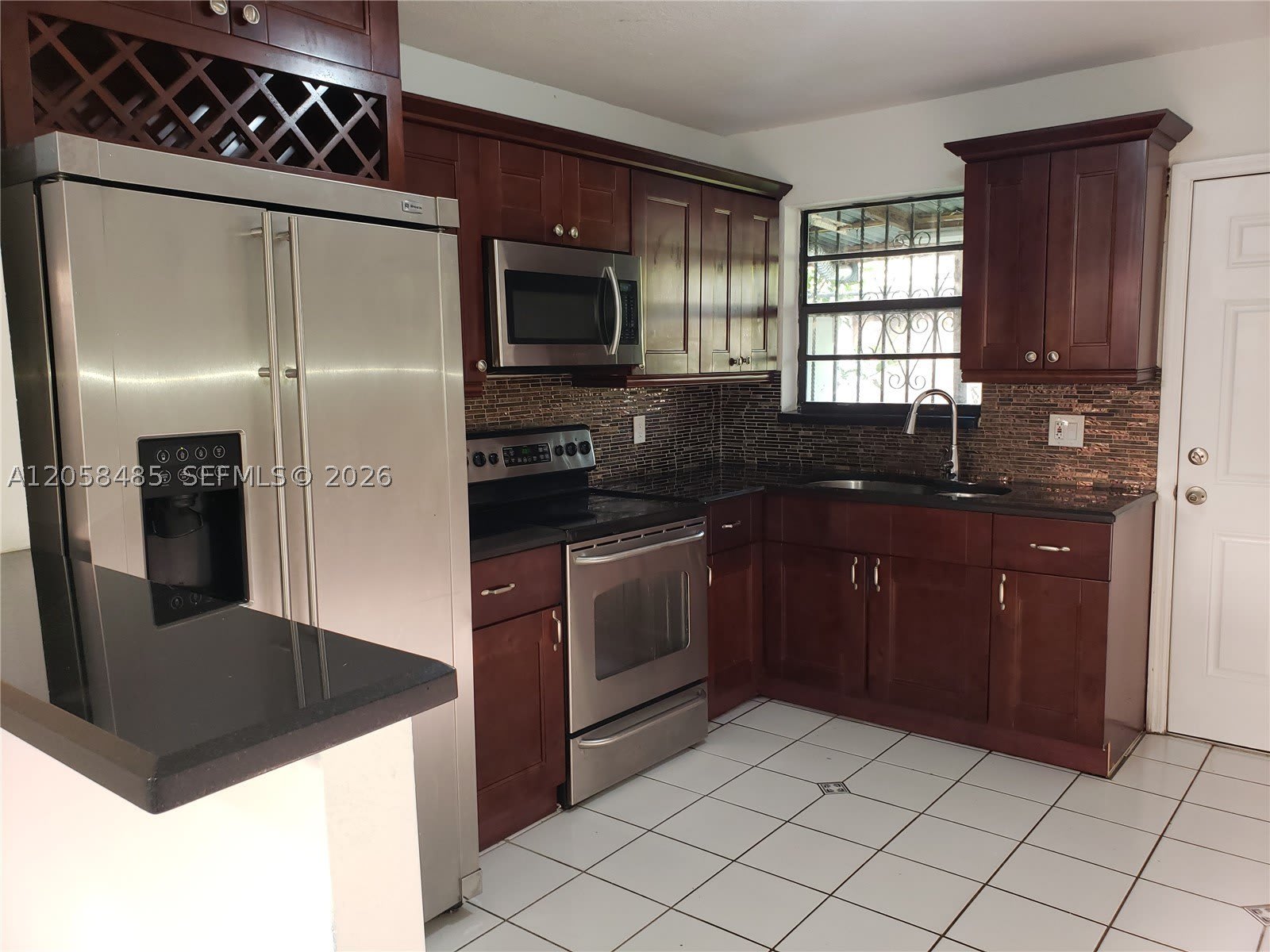2998 NW 30th St – photo 3