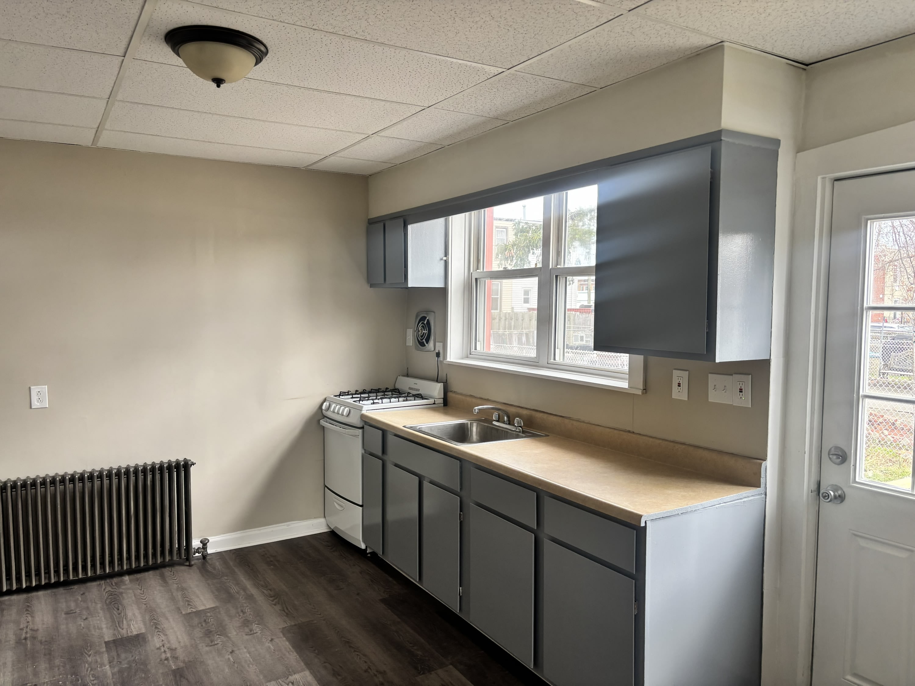 225 Essex Street – photo 4
