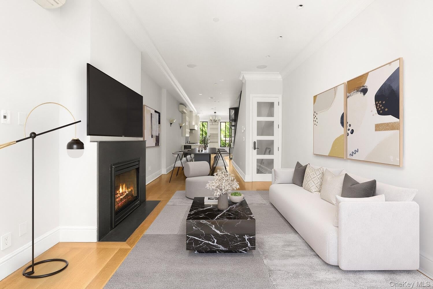 320 E 55TH Street – photo 2
