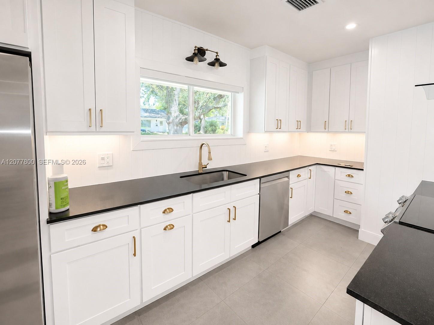 11777 Southwest 81st Road – photo 5
