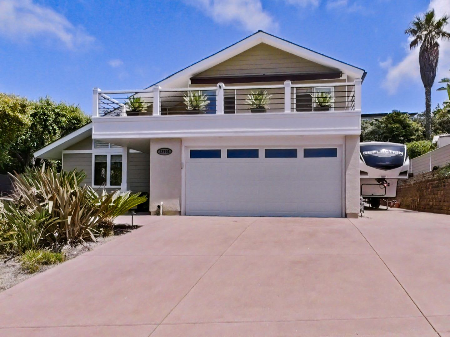 Long / Short term FURNISHED rental – photo 2