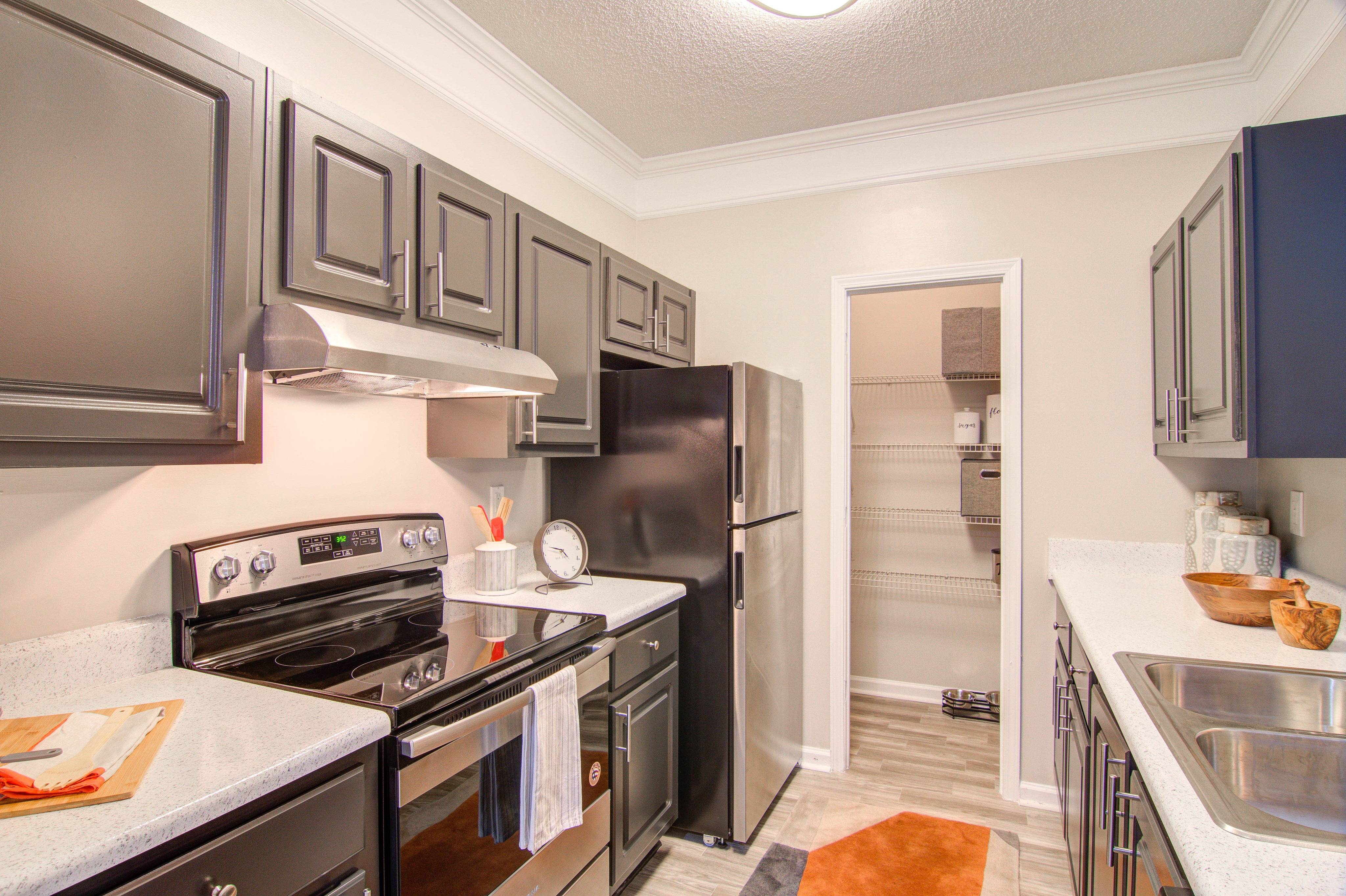 Waterford Landing Apartments – photo 3
