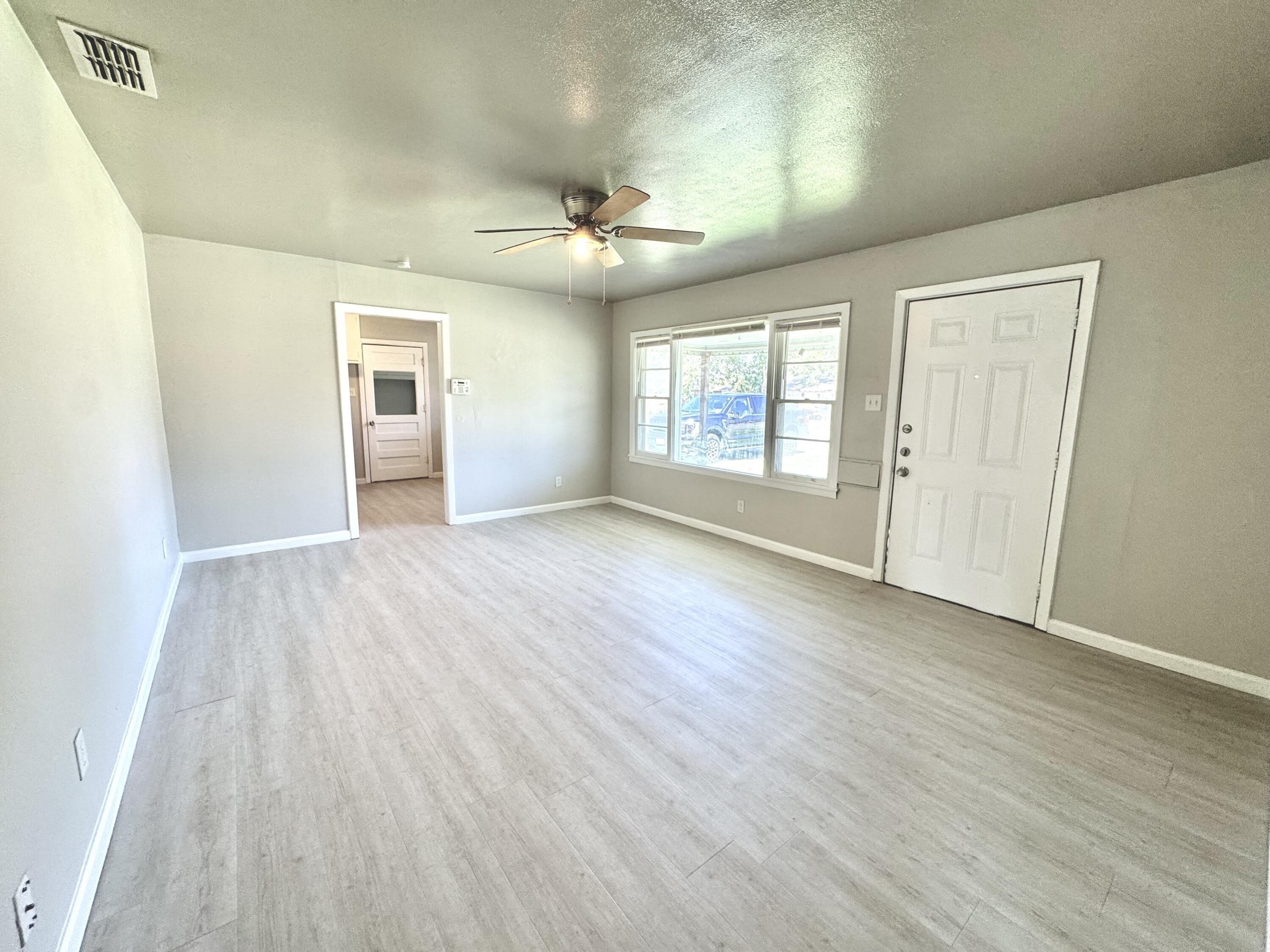 3805 35Th Street – photo 4