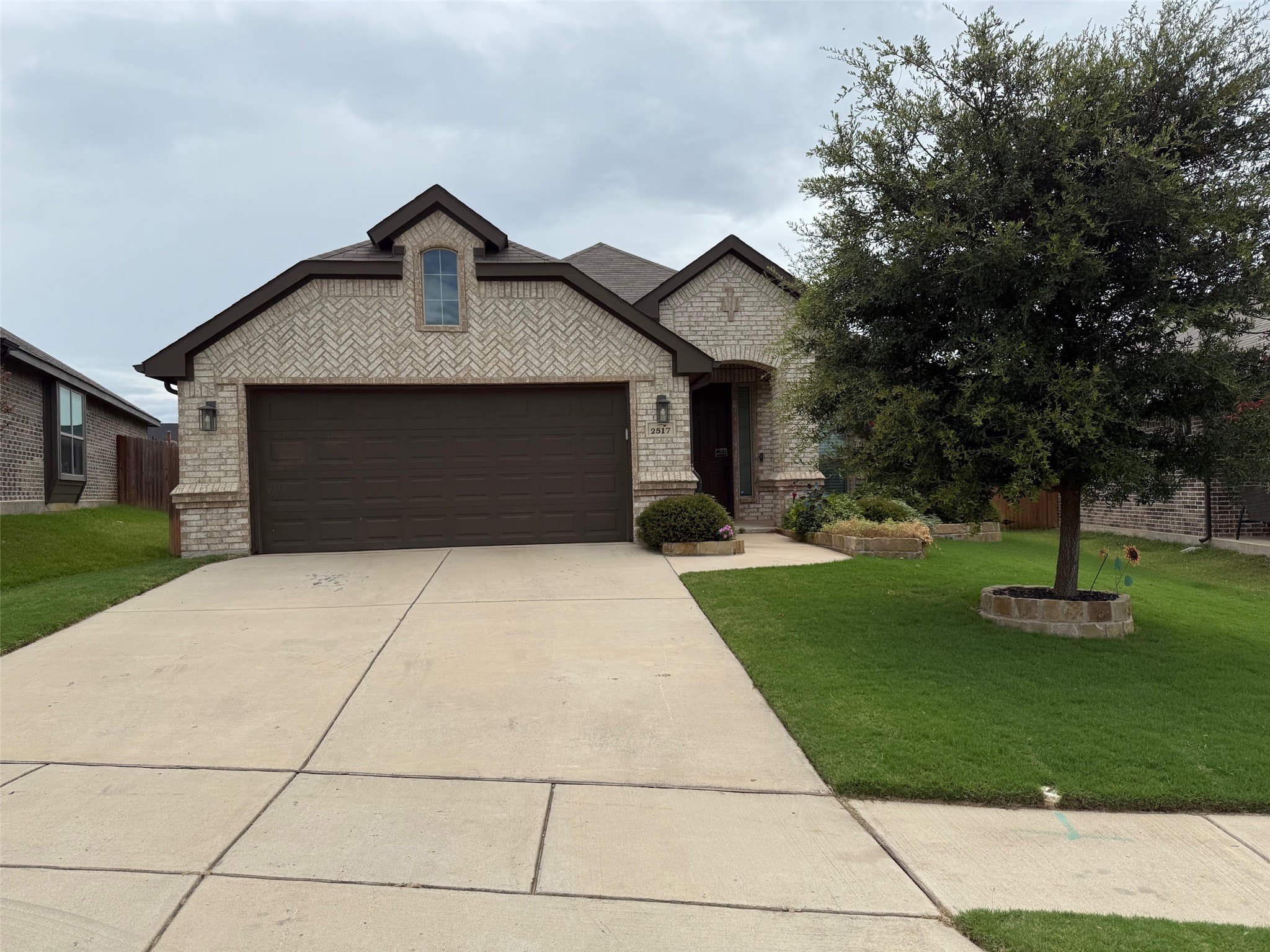 2517 Hadley Street – photo 1