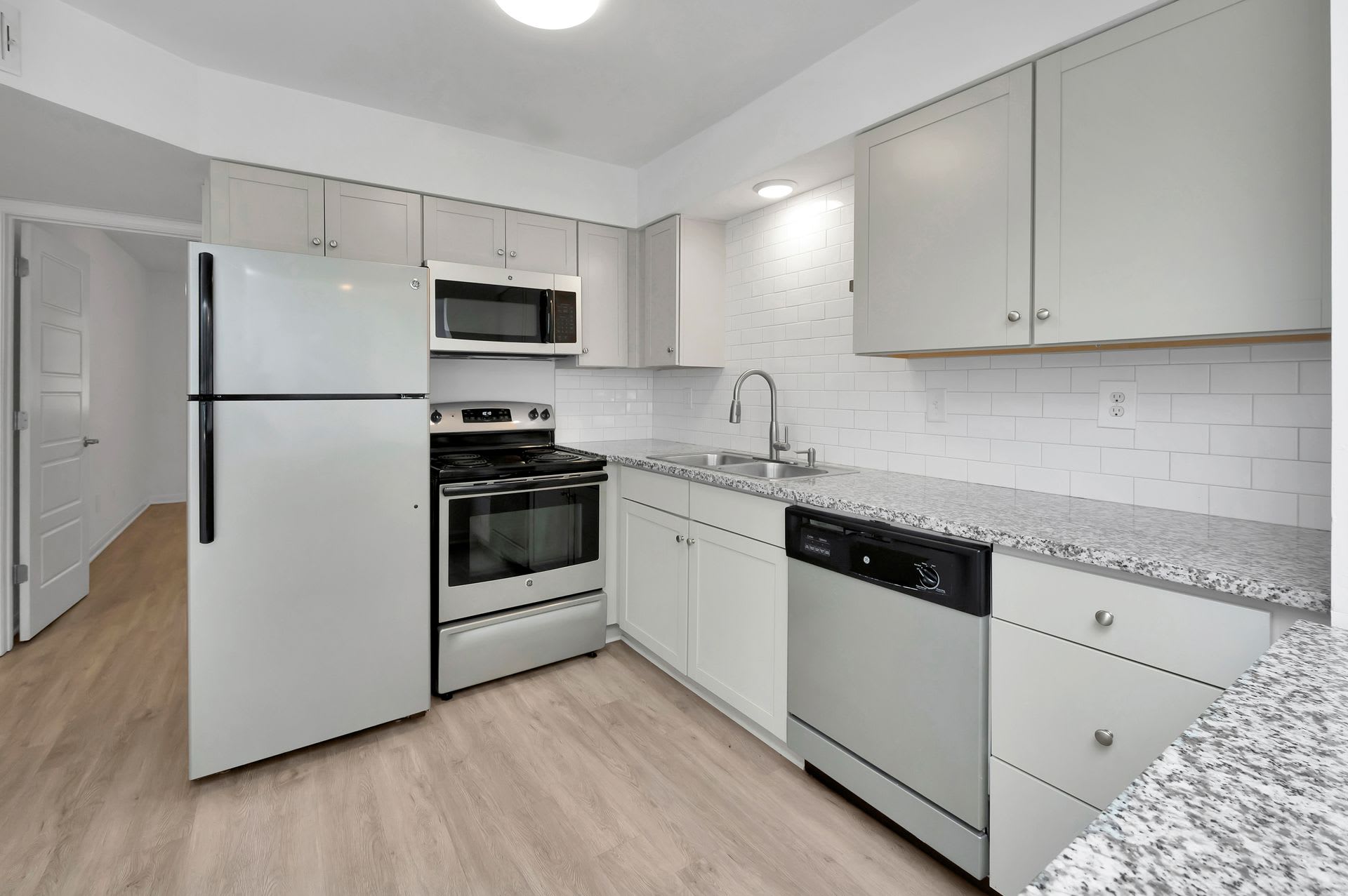 Parkside Place – photo 4