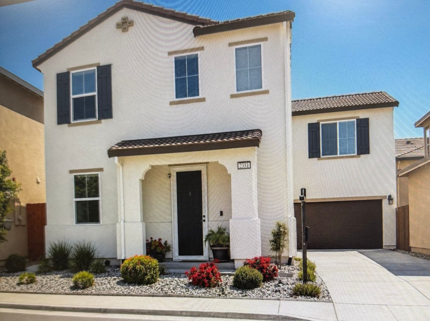 Newer 2 story home – photo 1