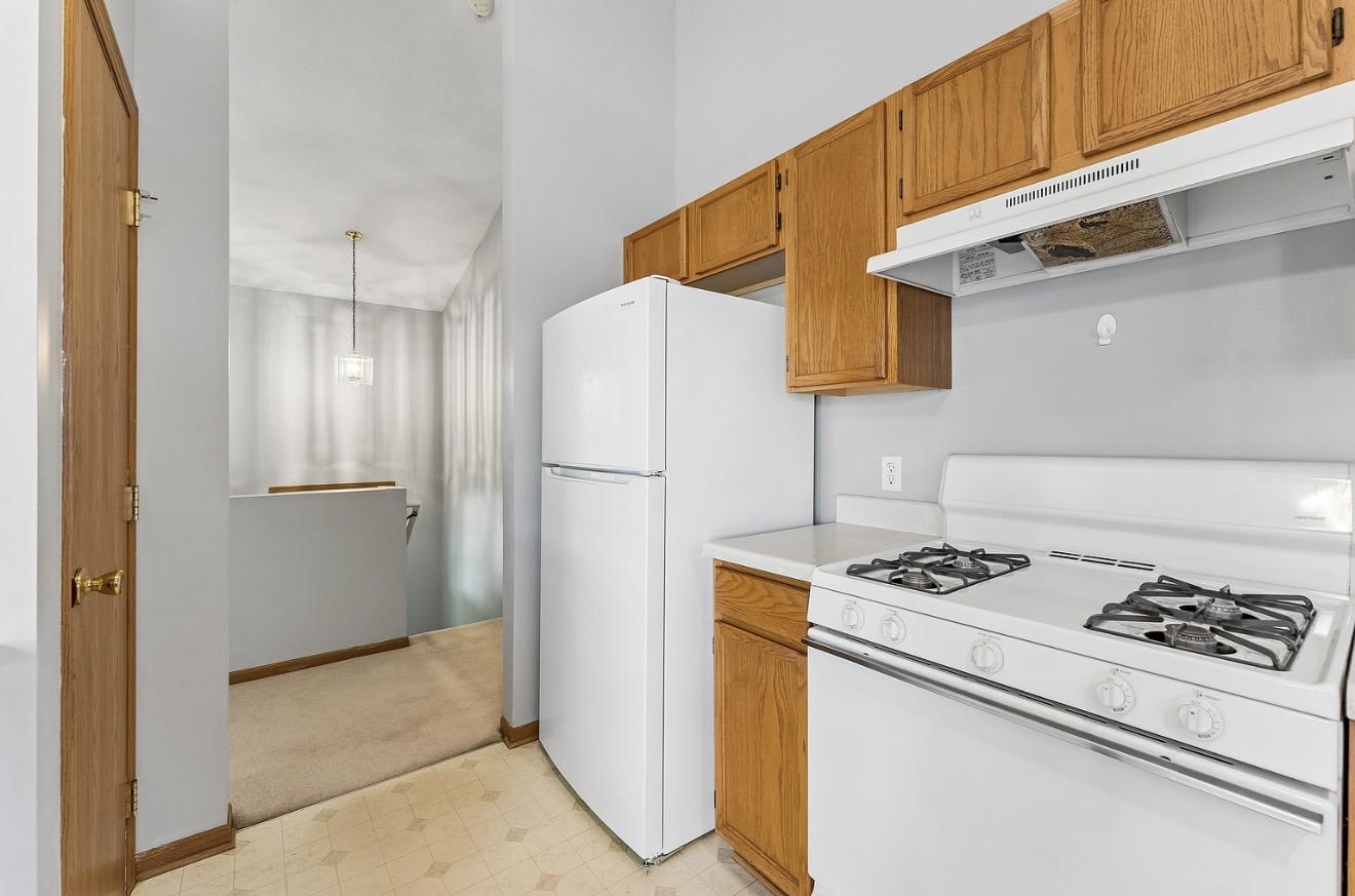 17725 Chandler St – photo 4