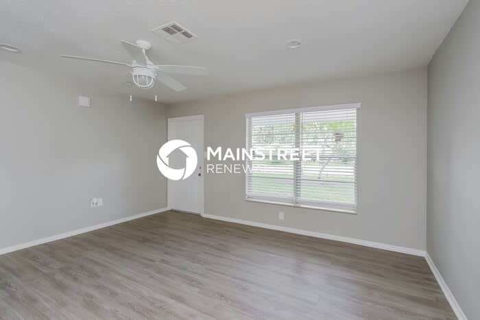 3401 Spainwood Drive – photo 2