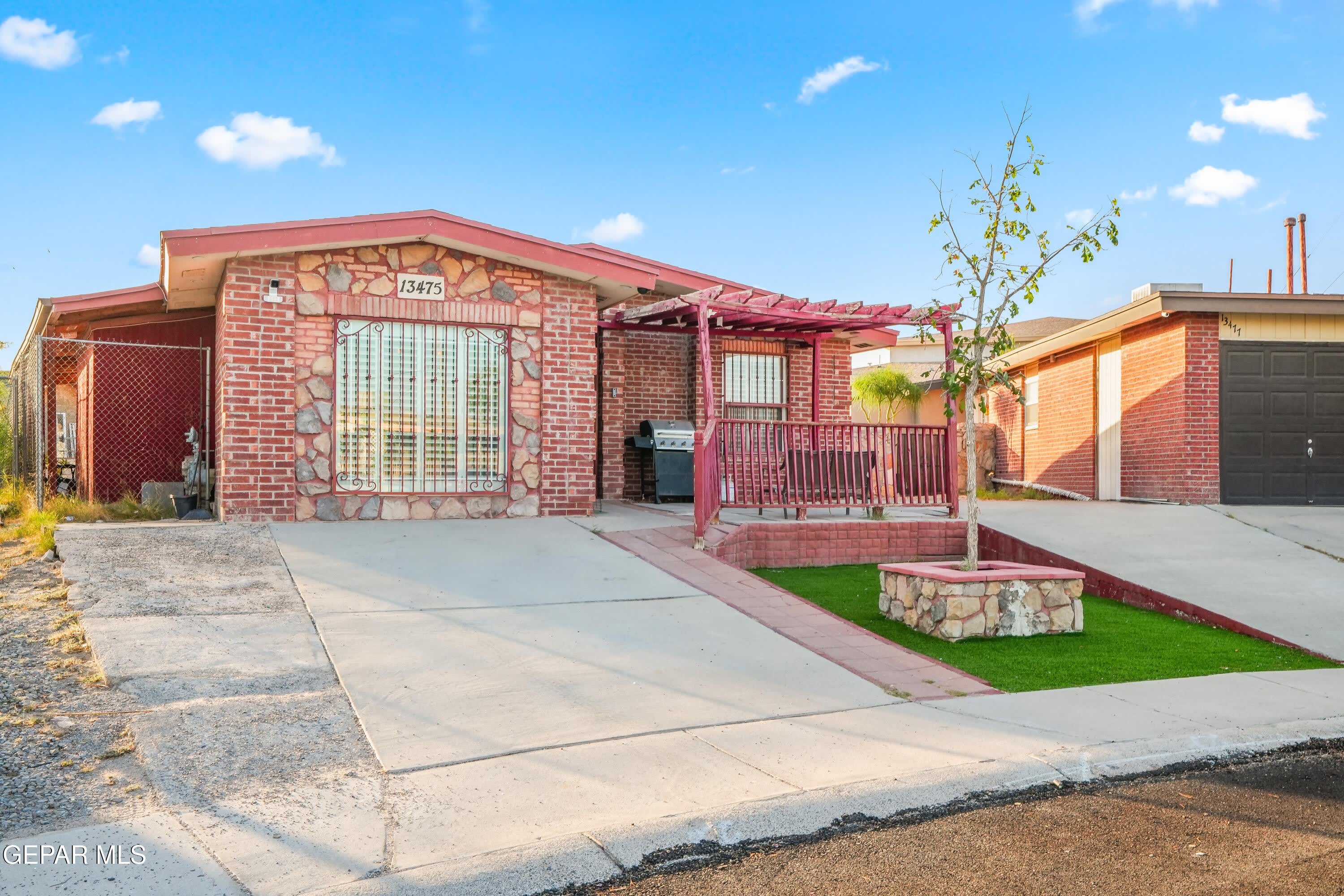 13475 Sunset Hills Drive – photo 3