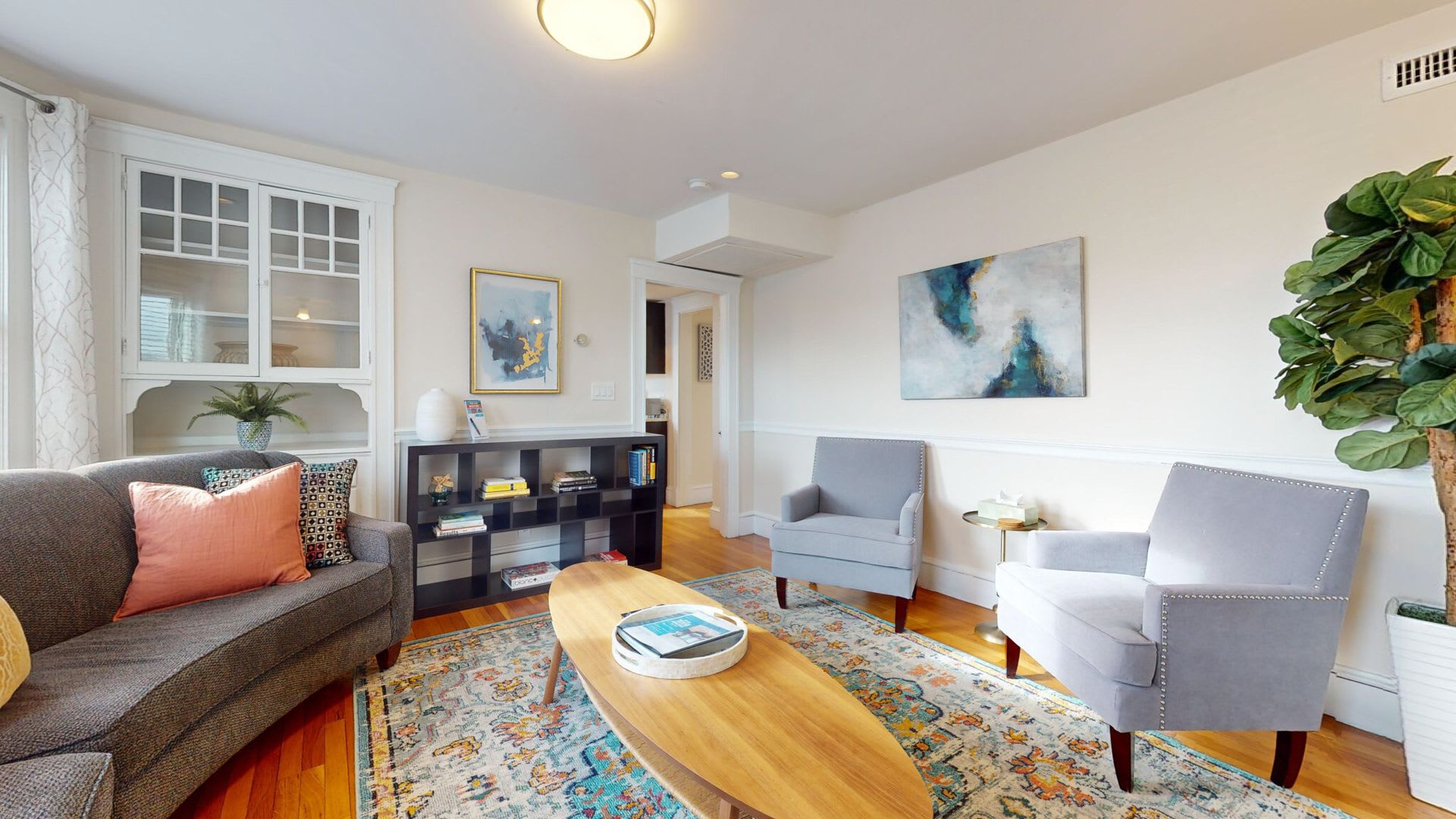 Renovated 4 Bed 2 Bath In Cambridge – photo 4