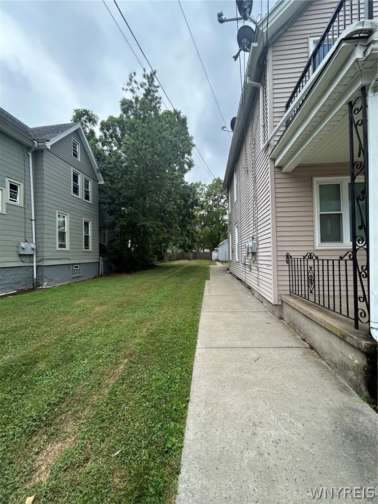 286 Normal Avenue – photo 2