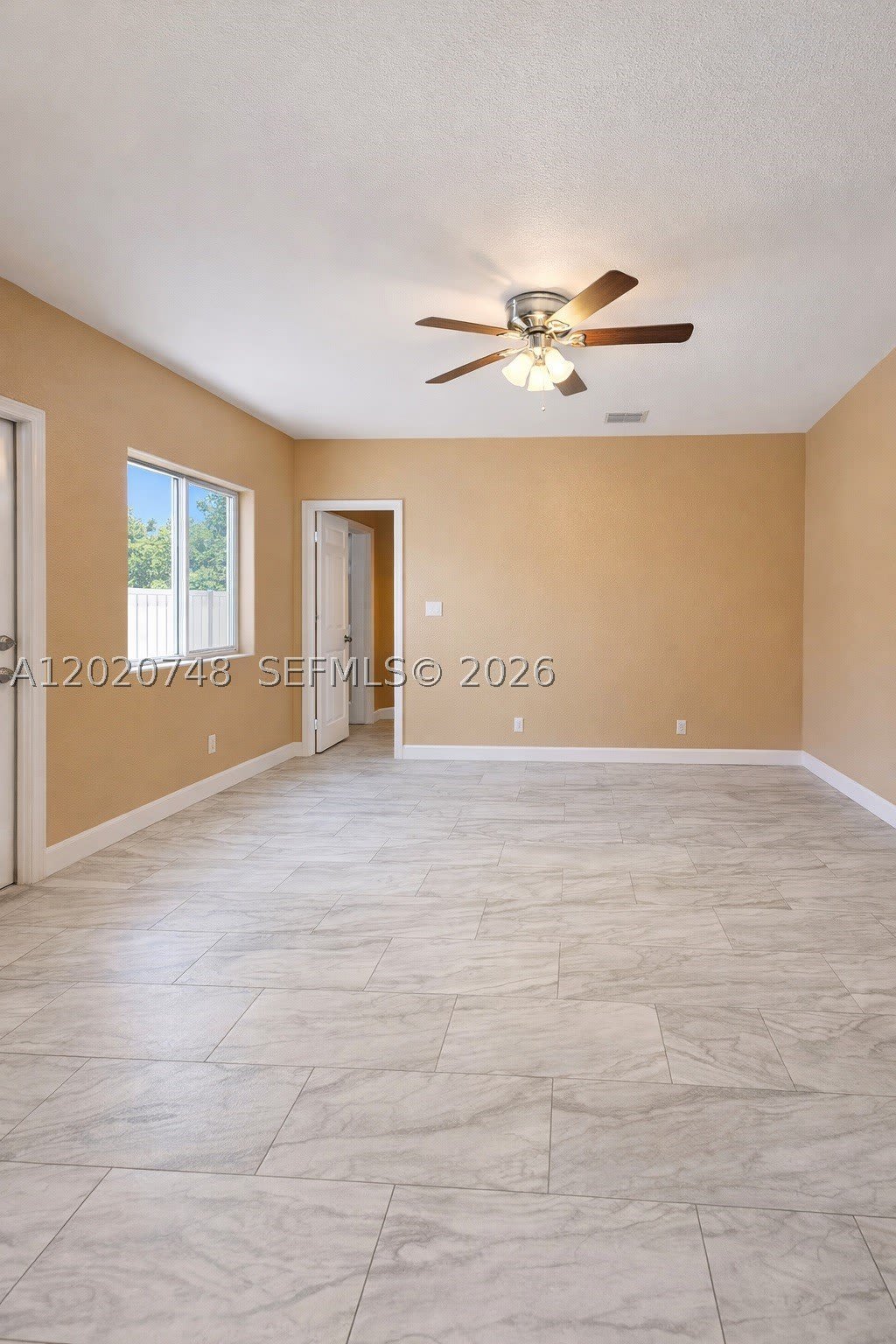 1015 NW 8th Ave – photo 5