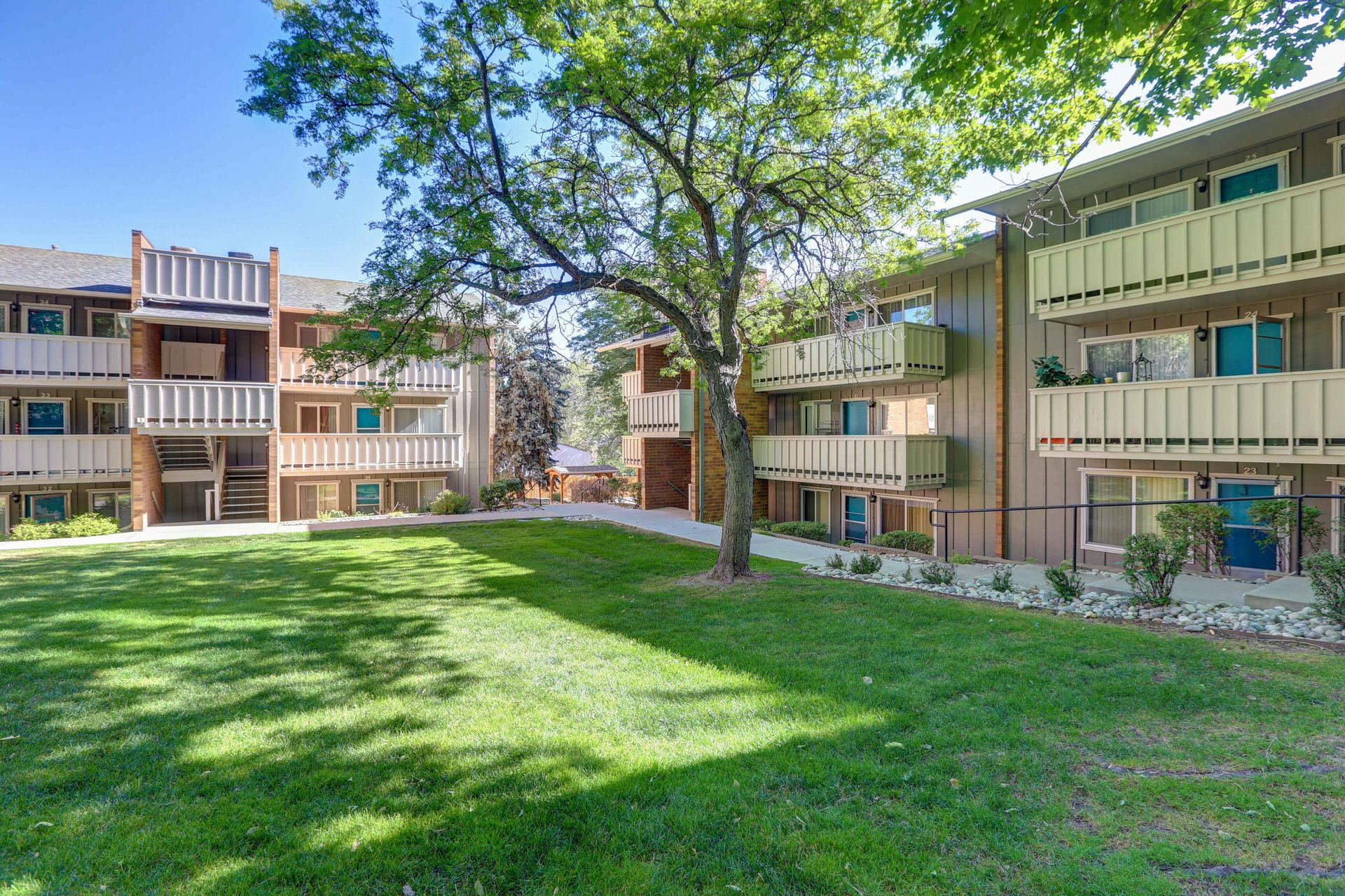 Oak Hill Apartments – photo 4