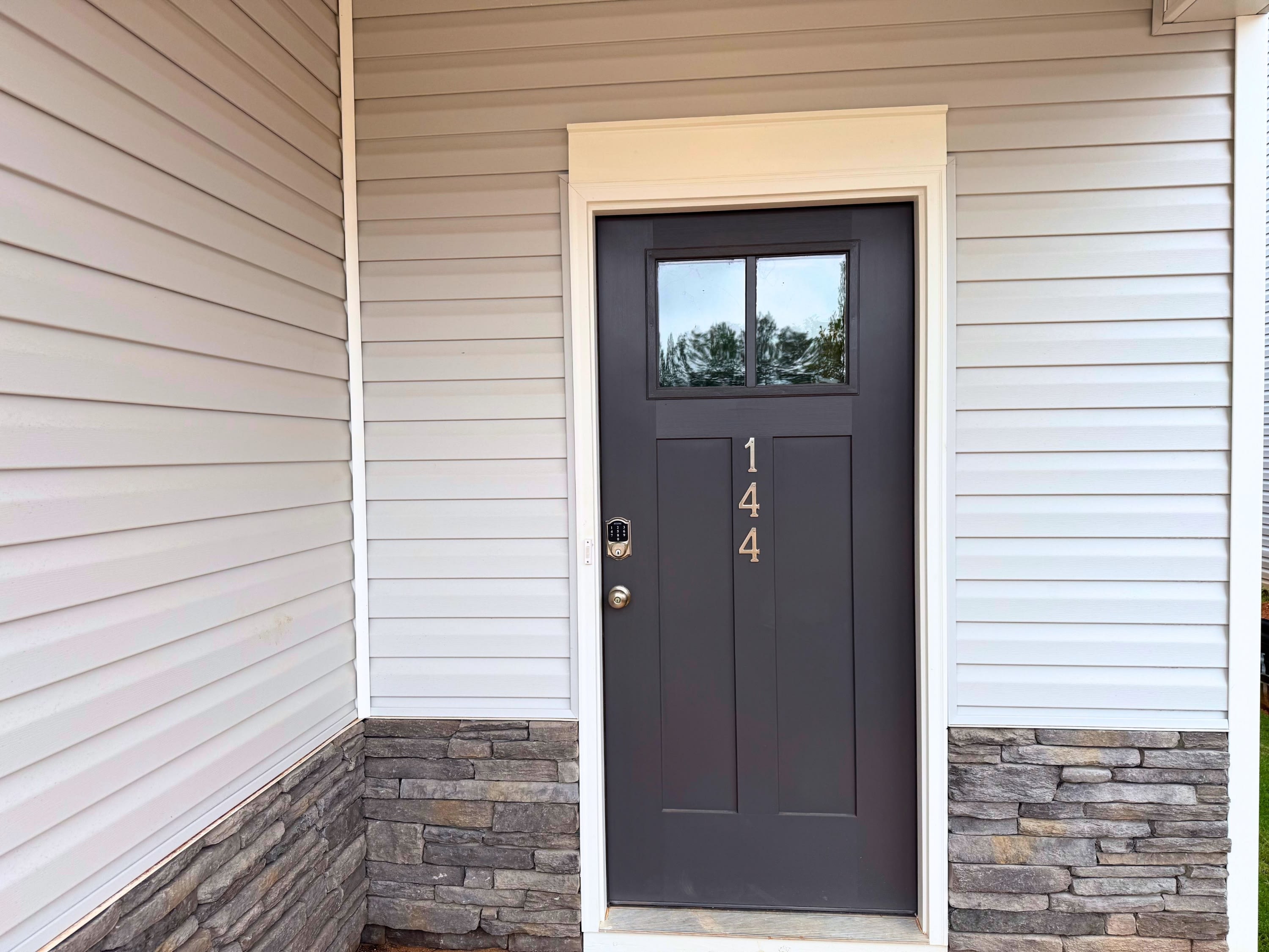 144 Gervais Circle – photo 2