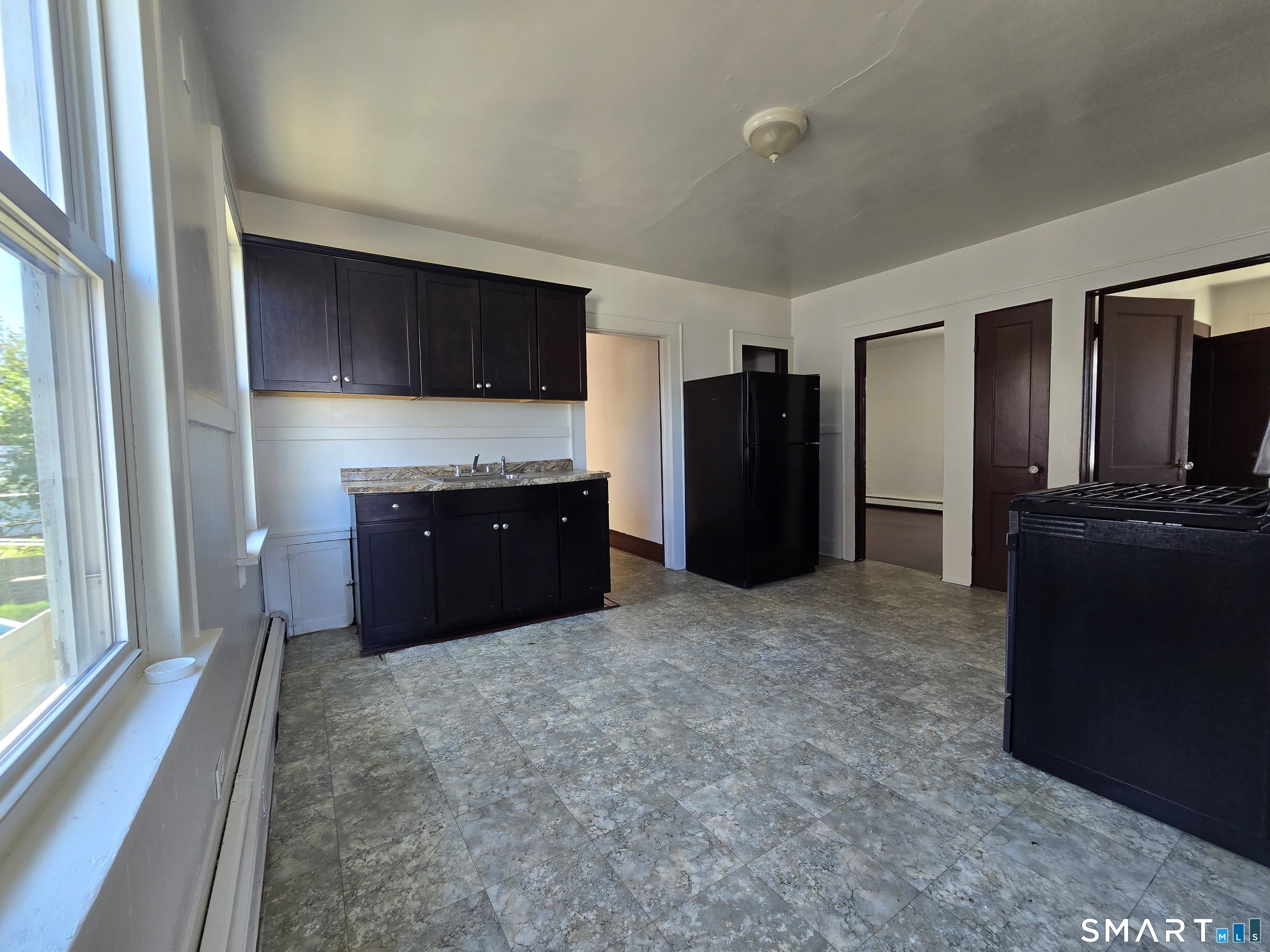 125 Hollister Avenue – photo 2