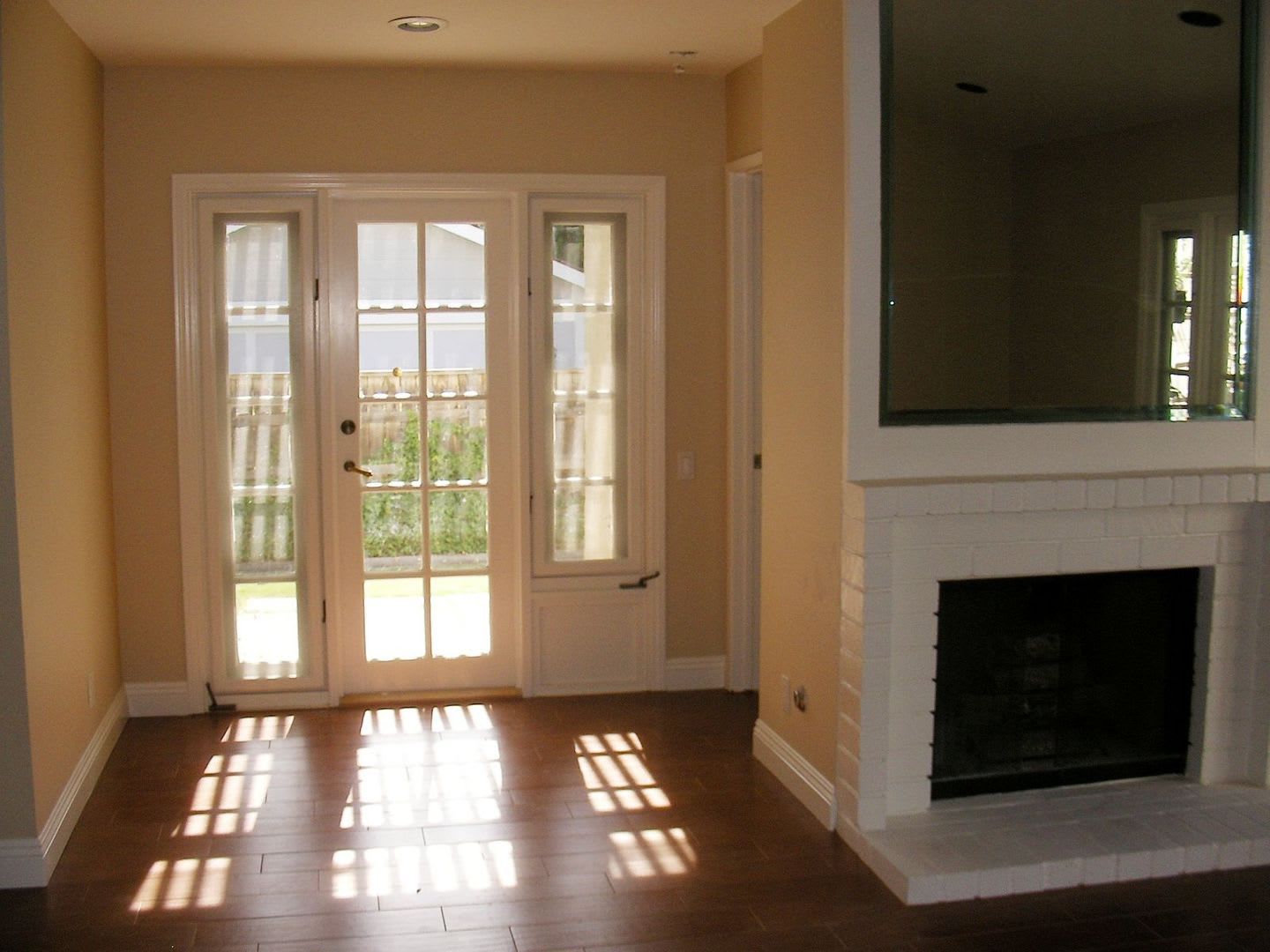 Irvine Home with Large Yard! – photo 4