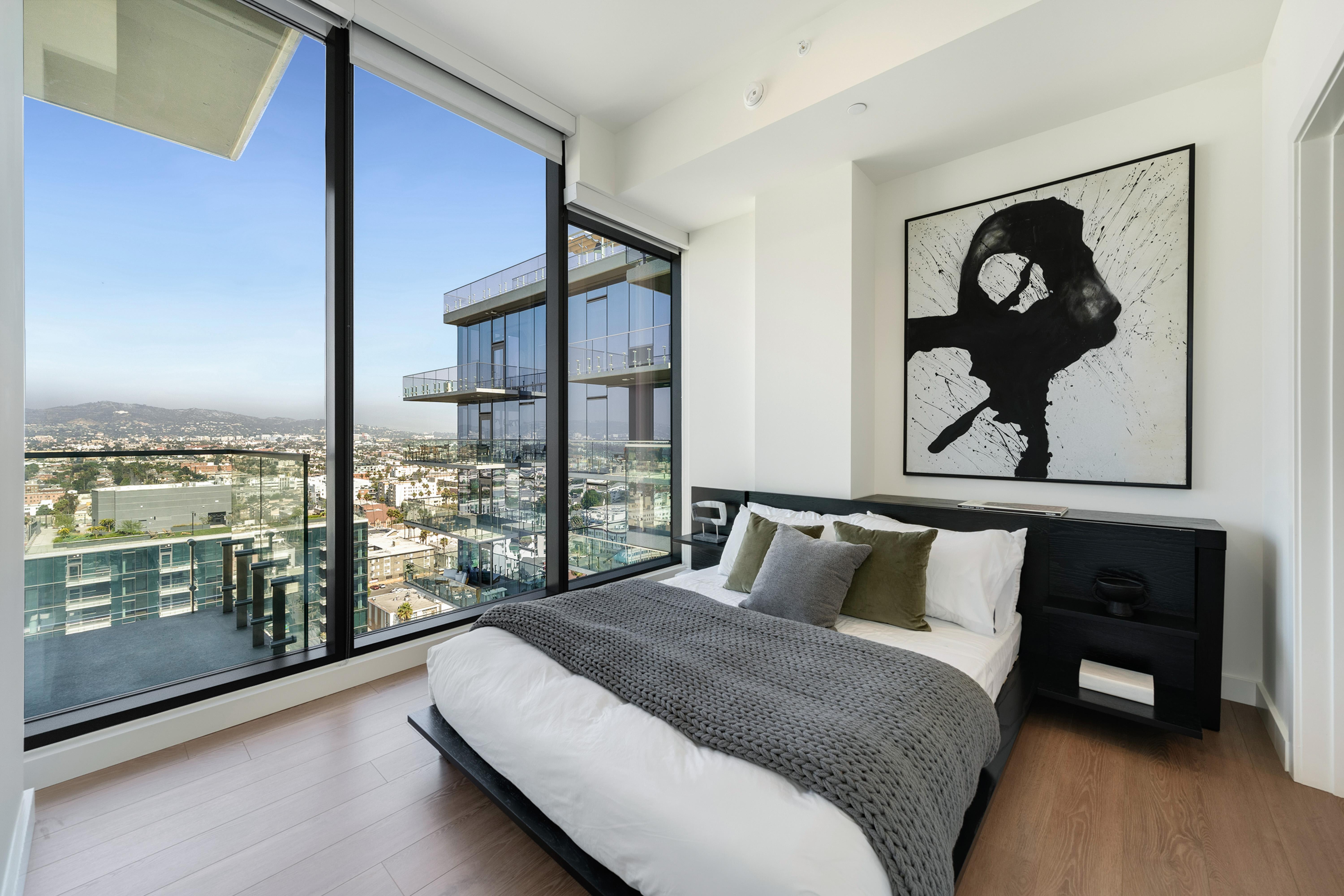 Opus LA – photo 2