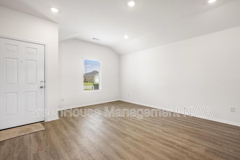 2637 E Gila Way – photo 4