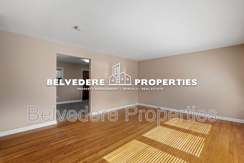 2318 New Orleans St – photo 5