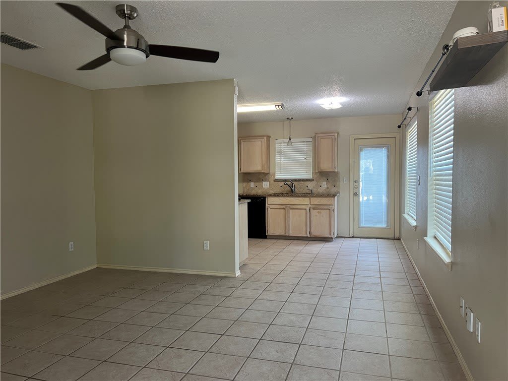 7845 Caribou Drive – photo 3