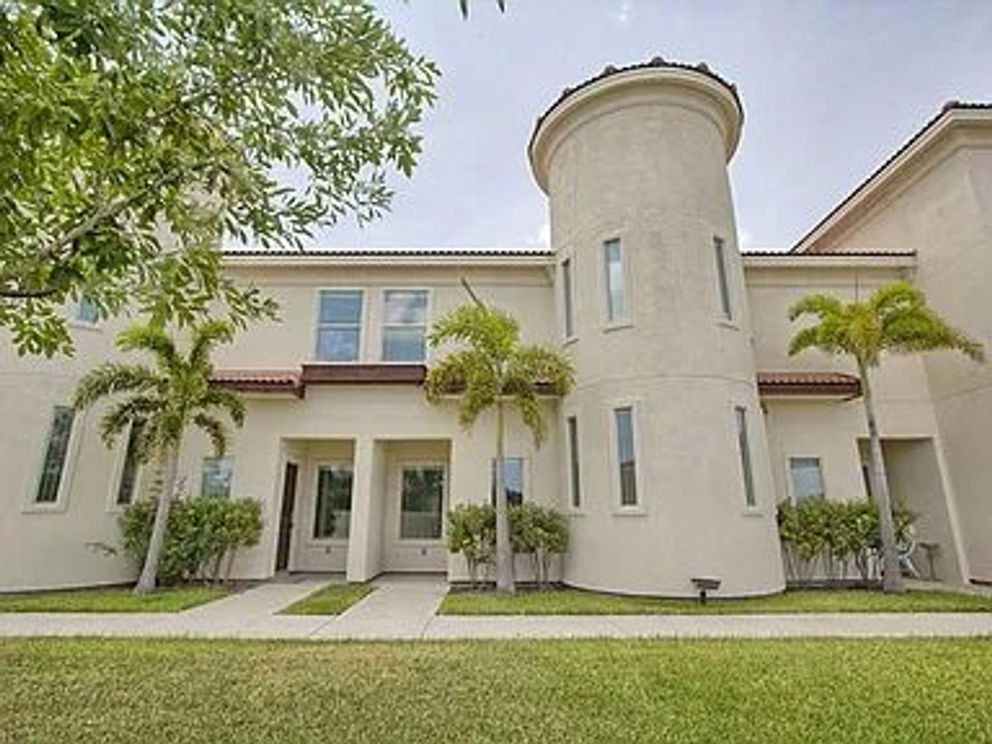 Apt 19 1413 Keeton Ave Mcallen – photo 2