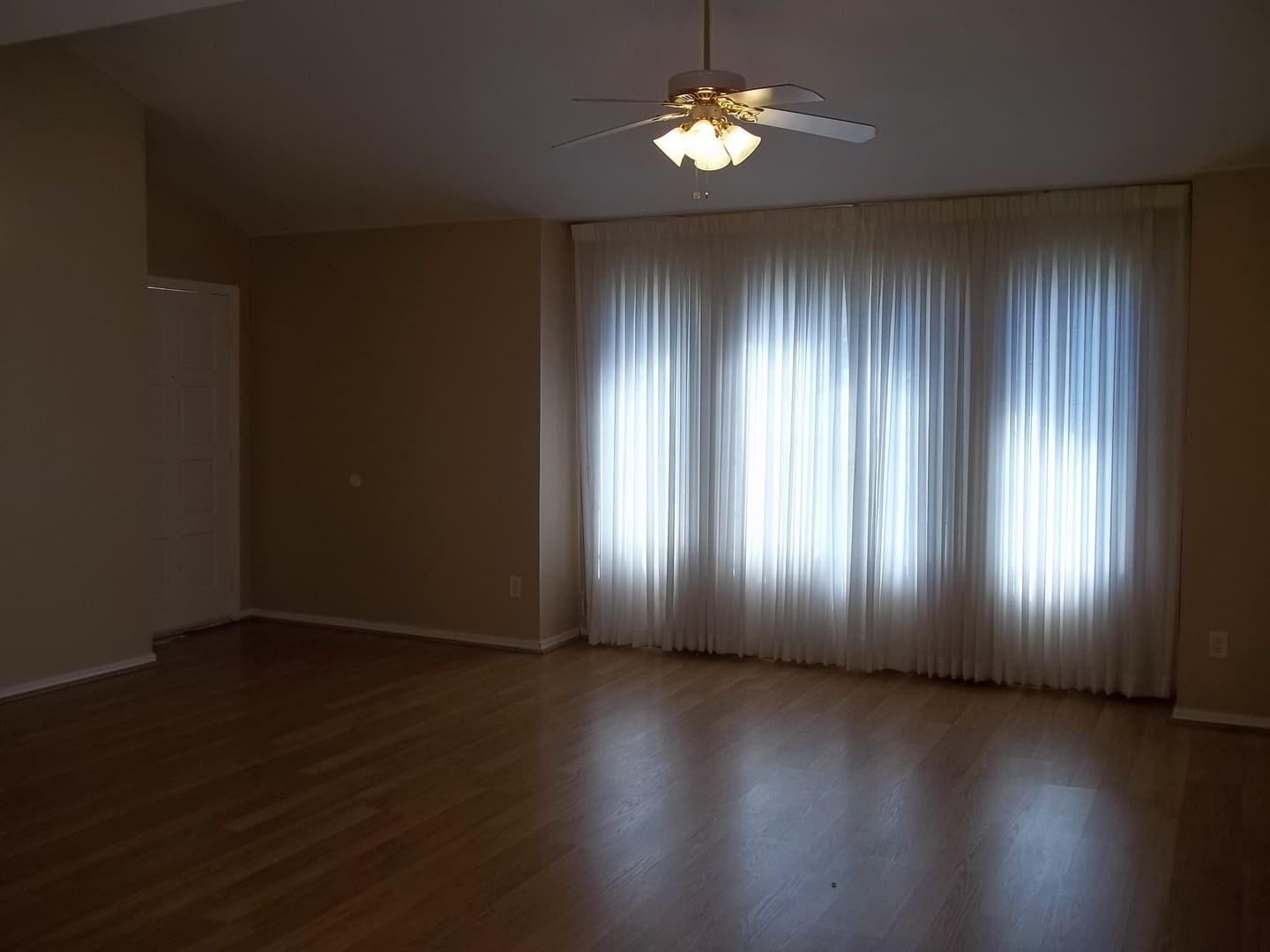 Nw Cul De Sac Home Offering Plenty Of Amenities Coming Available Soon – photo 3