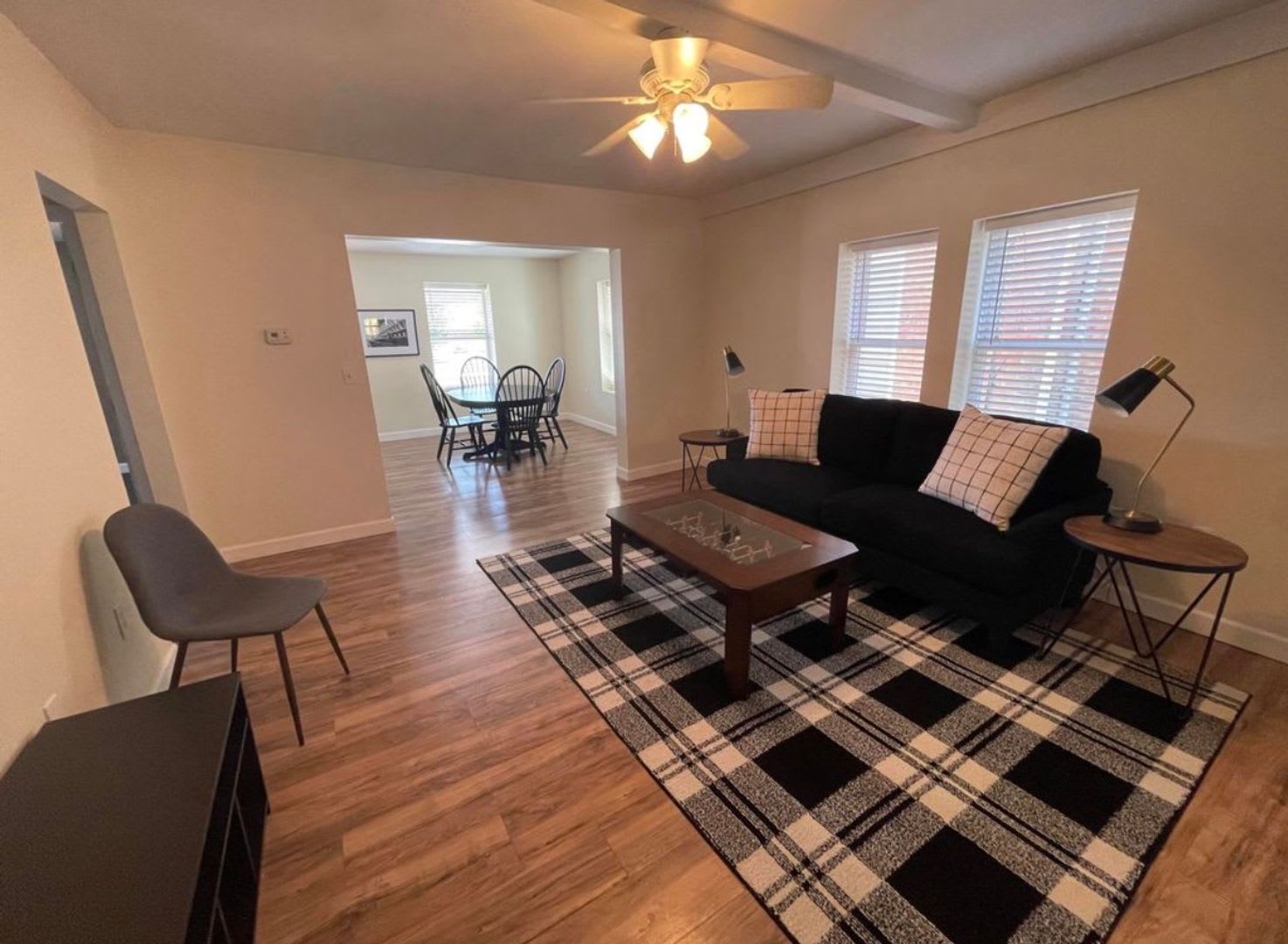 5 Bedroom House next to CMU Campus – photo 3