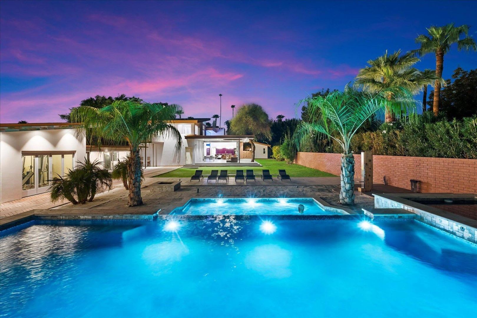 The Estate in Phoenix – photo 1