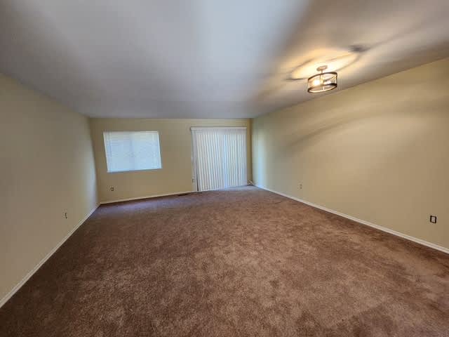 60 Wolfpit Avenue – photo 5