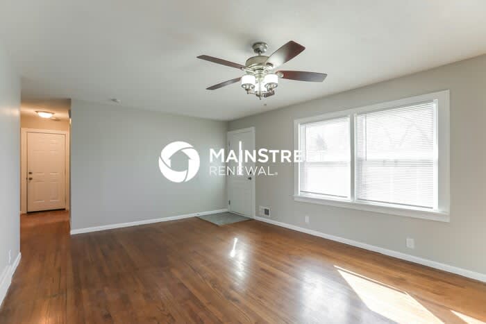 16504 East 33rd Street South – photo 5