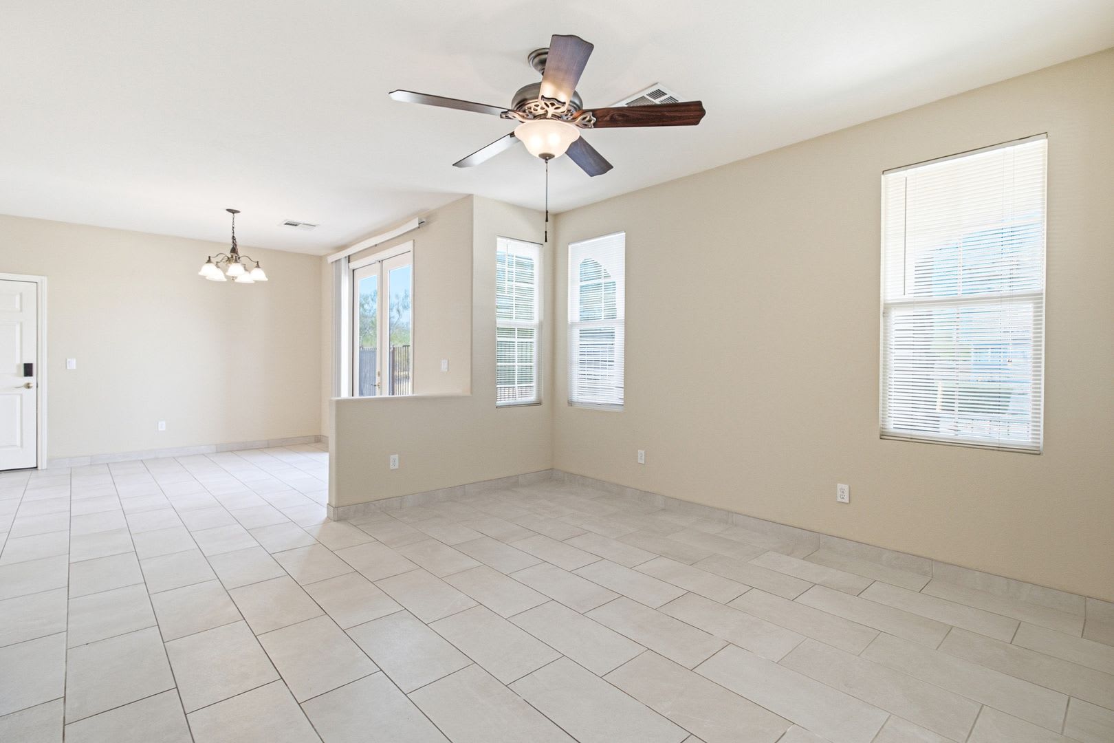 Spacious Mountains Edge Home with 4 Bedrooms & 2-Car Garage – photo 4
