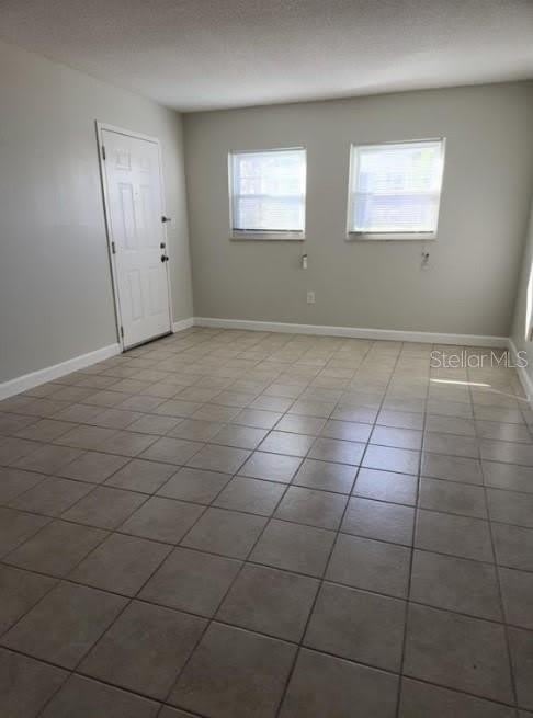 817 SKY LAKE Circle – photo 2