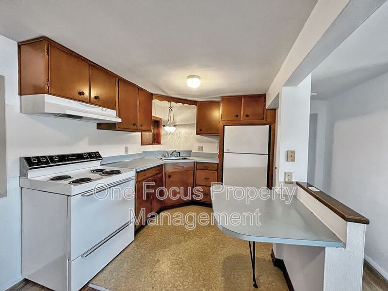 935 E. Second Street – photo 4