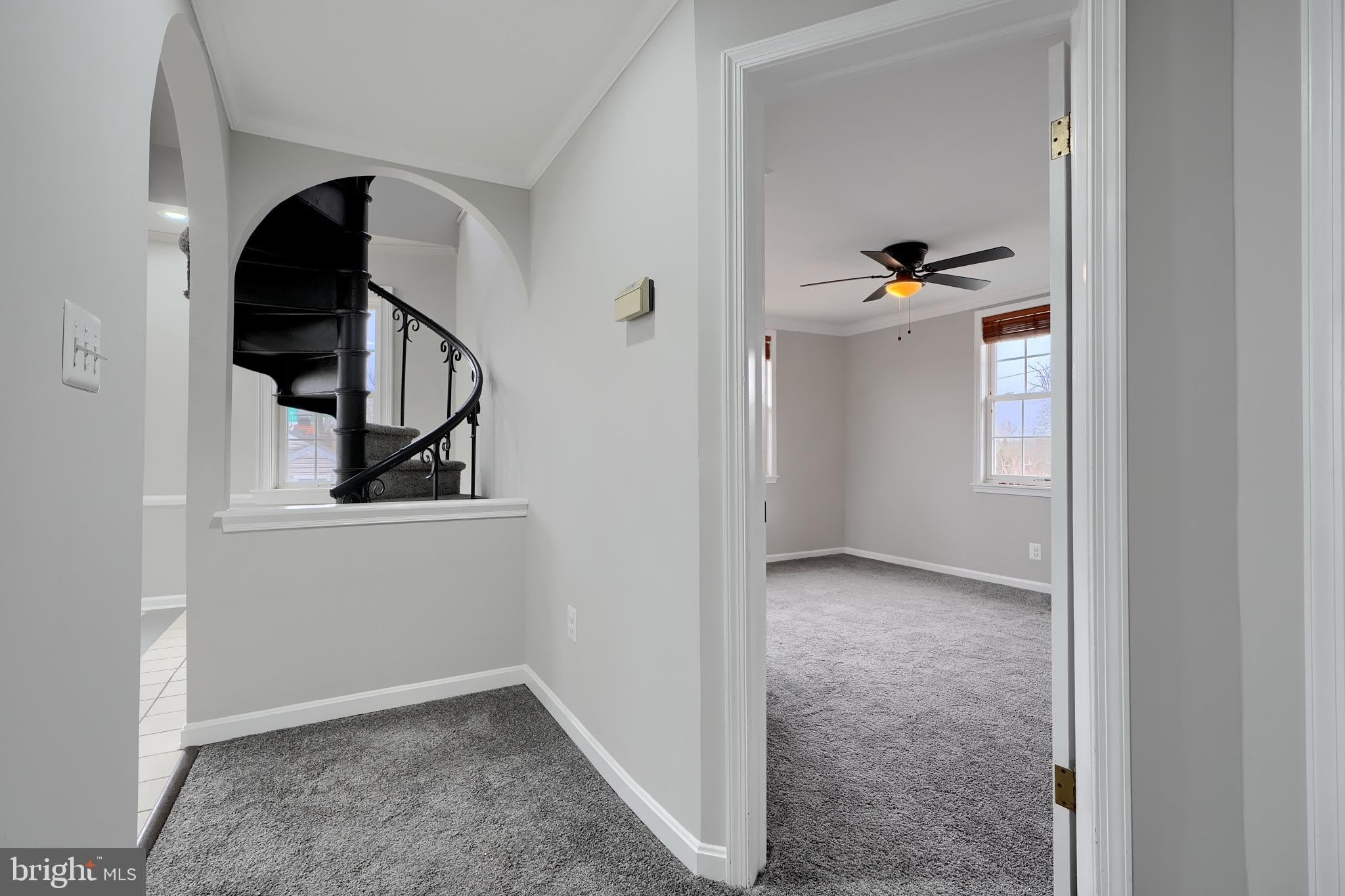 1727 MAGNOLIA Avenue – photo 2