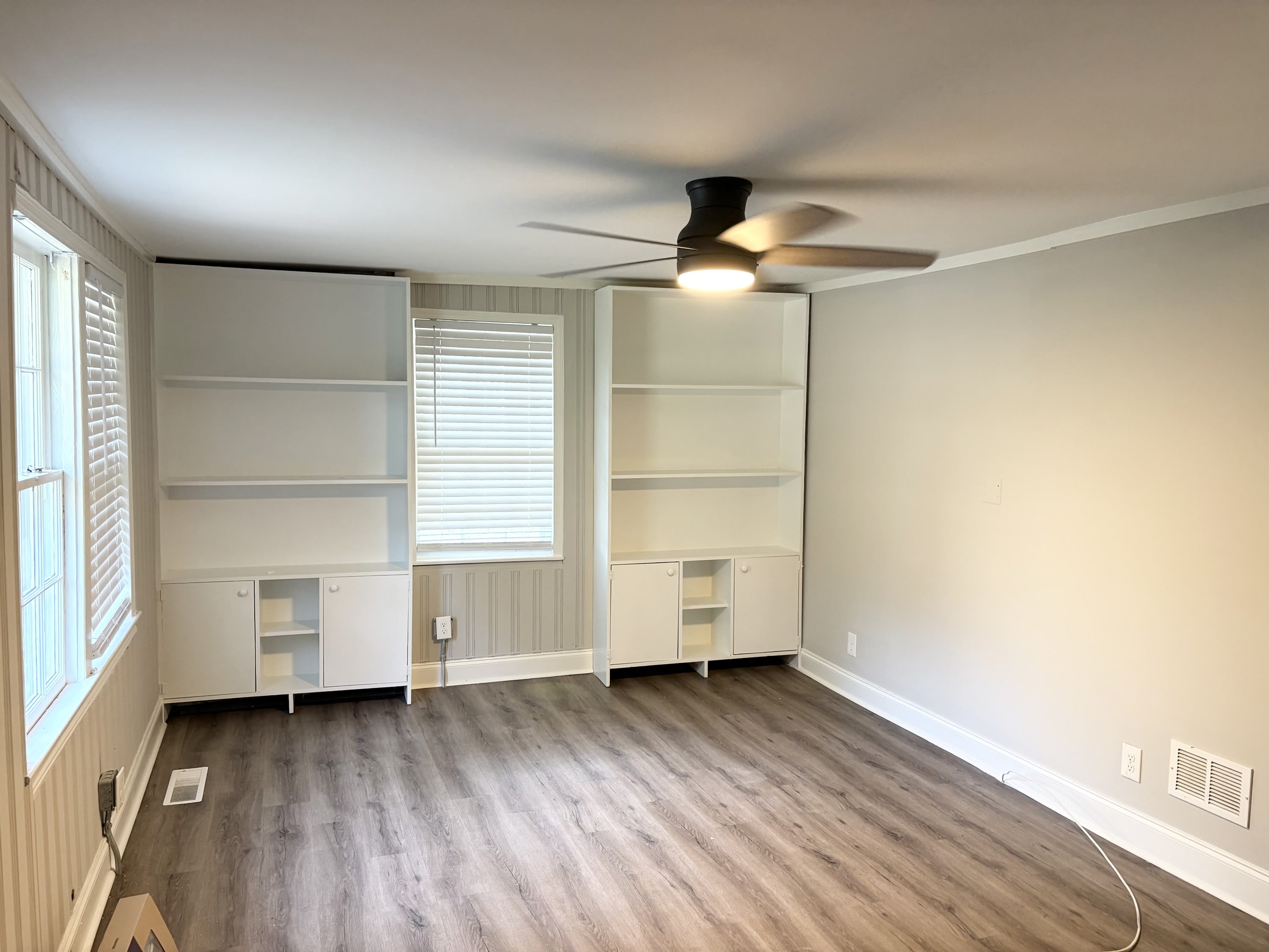 5715 Harding Drive – photo 2