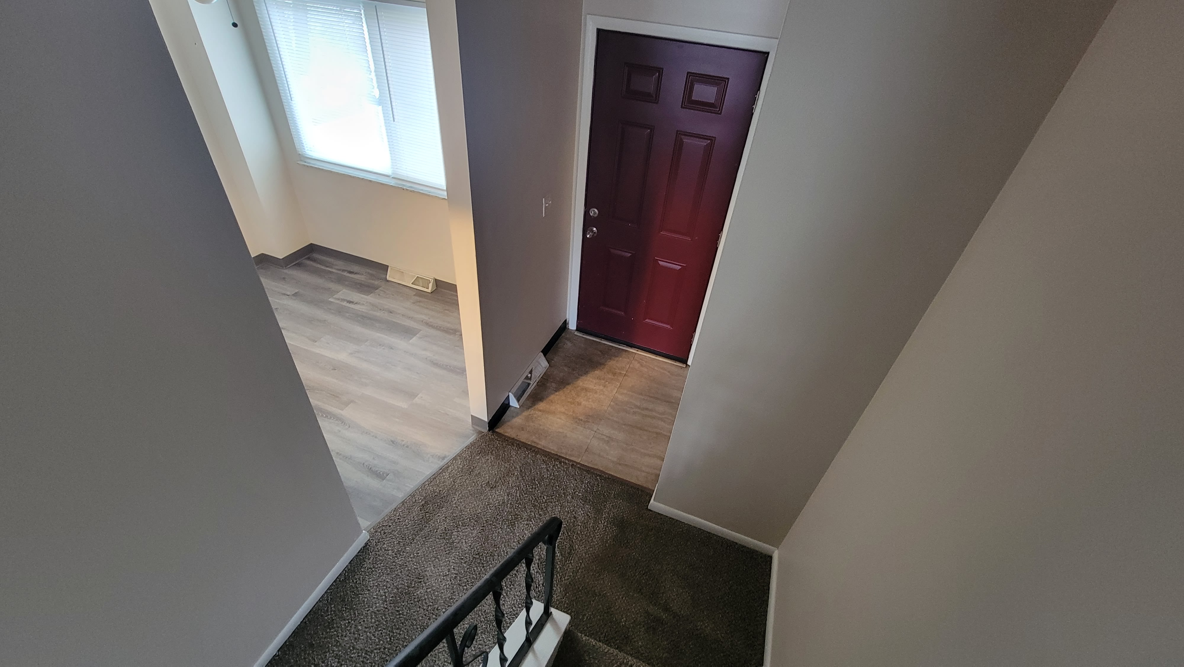 208 Northwest Ave – photo 3